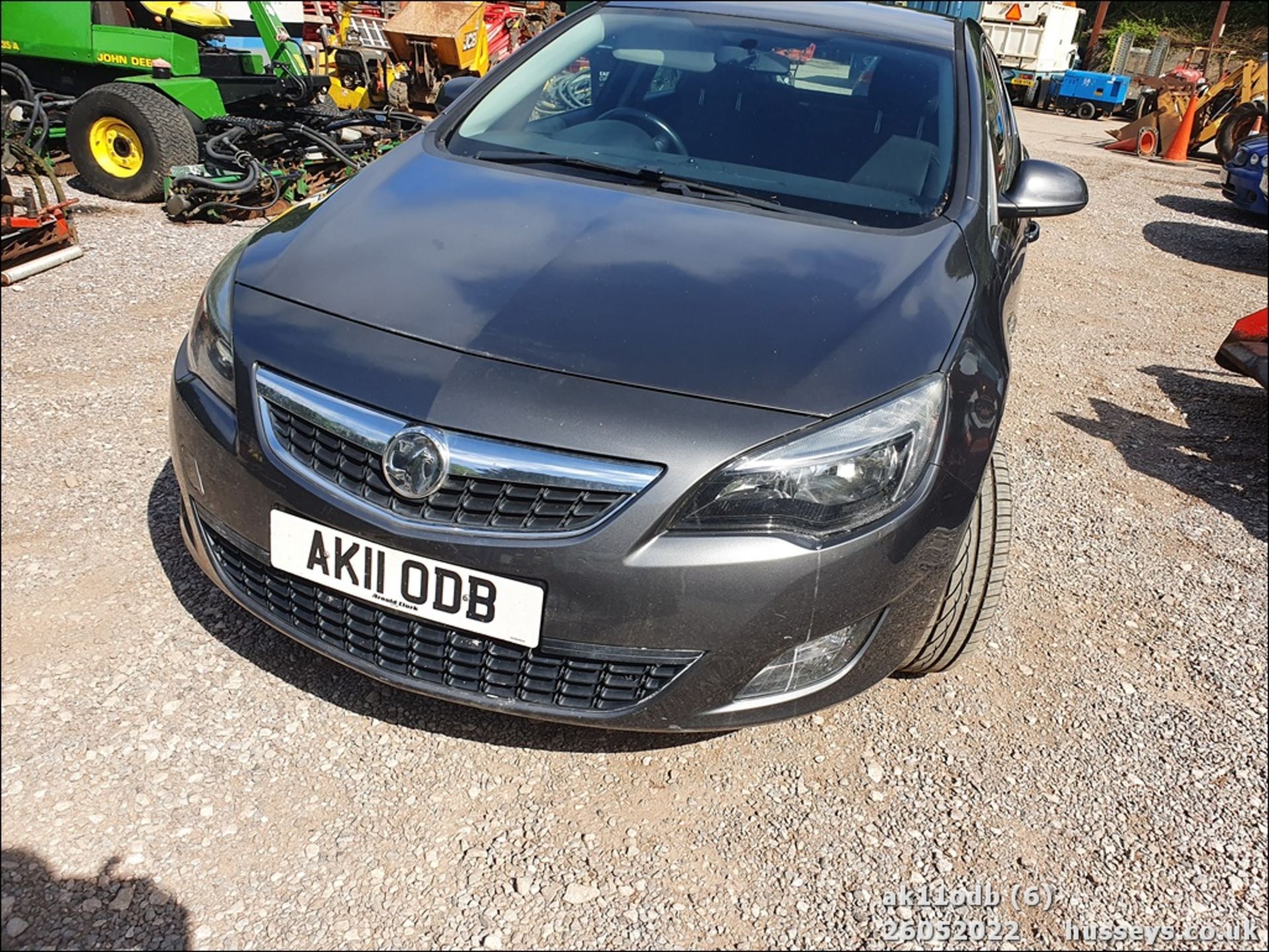 11/11 VAUXHALL ASTRA SRI CDTI 157 - 1956cc 5dr Hatchback (Grey, 105k) - Image 6 of 33