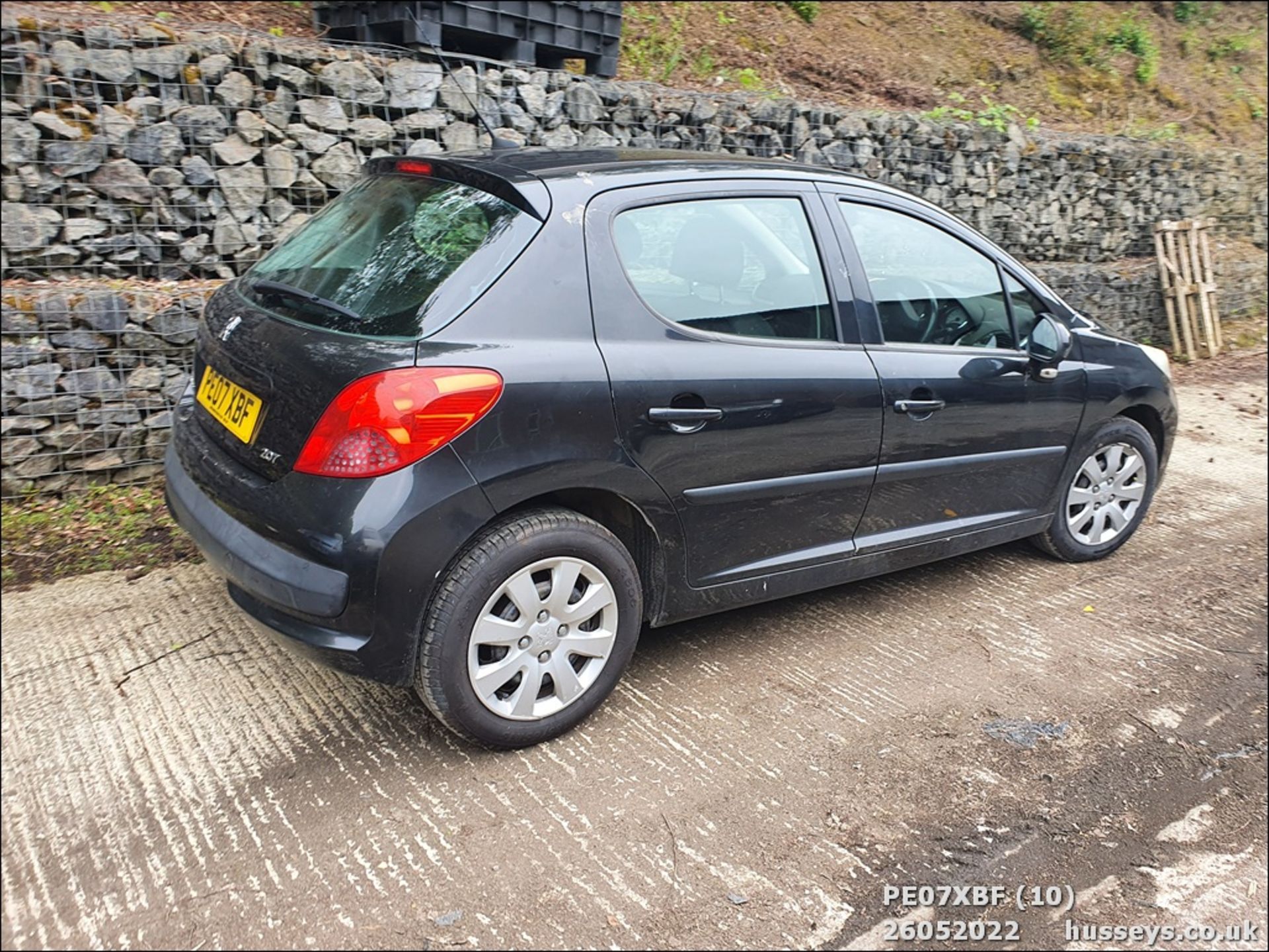 07/07 PEUGEOT 207 SPORT 87 - 1360cc 5dr Hatchback (Black) - Image 10 of 31