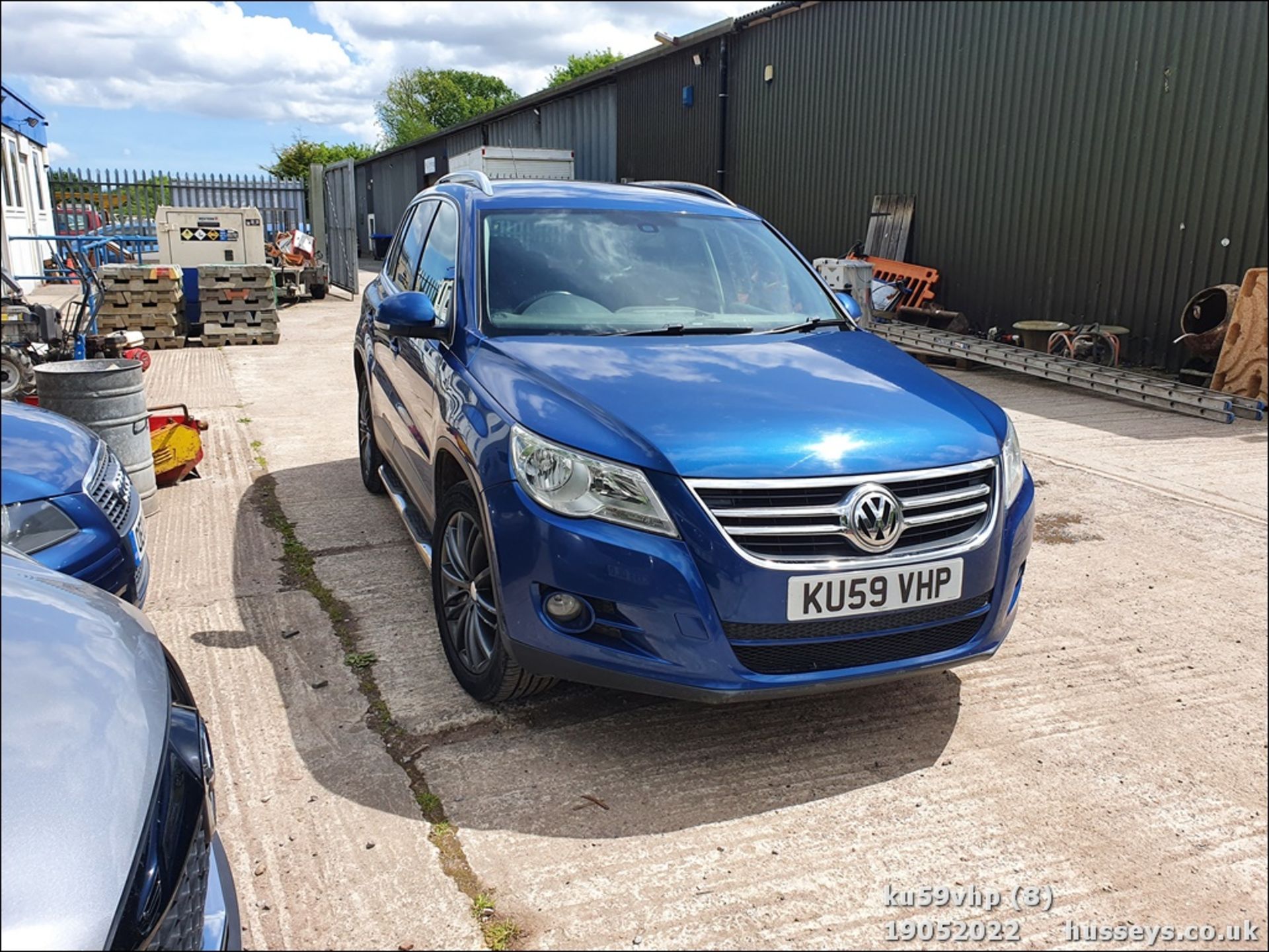 09/59 VOLKSWAGEN TIGUAN SPORT TDI - 1968cc 5dr Estate (Blue, 156k) - Image 8 of 46