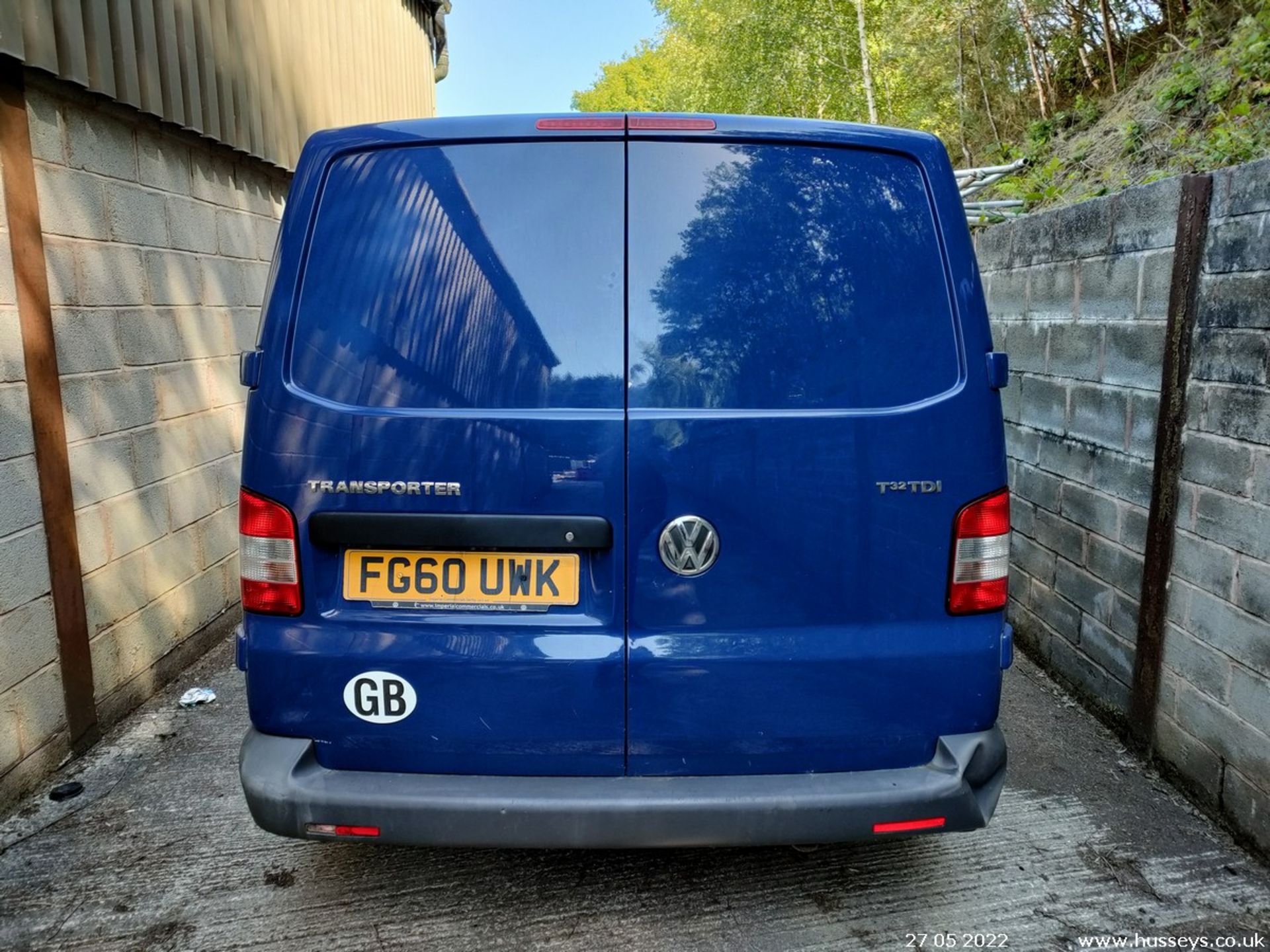 11/60 VOLKSWAGEN T-SPORTER T32 102 TDI LWB - 1968cc 5dr Van (Blue) - Image 10 of 29