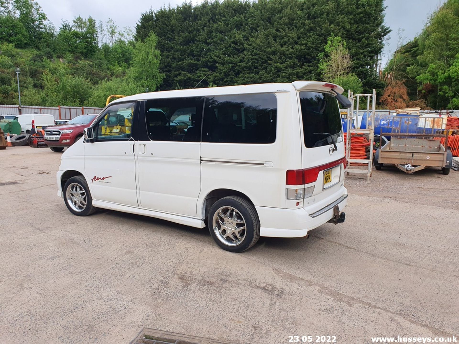 2000 MAZDA BONGO - 1998cc 4dr MPV (White) - Image 16 of 41