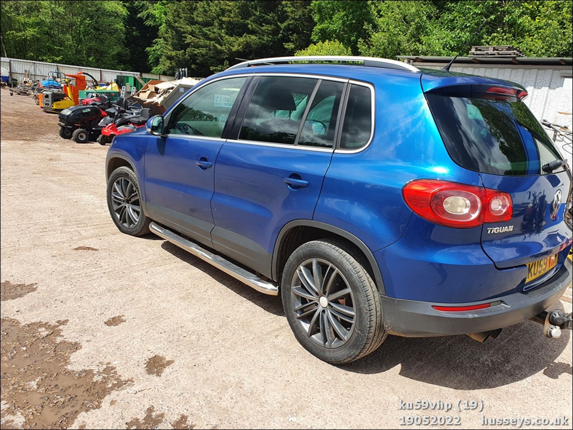 09/59 VOLKSWAGEN TIGUAN SPORT TDI - 1968cc 5dr Estate (Blue, 156k) - Image 19 of 46