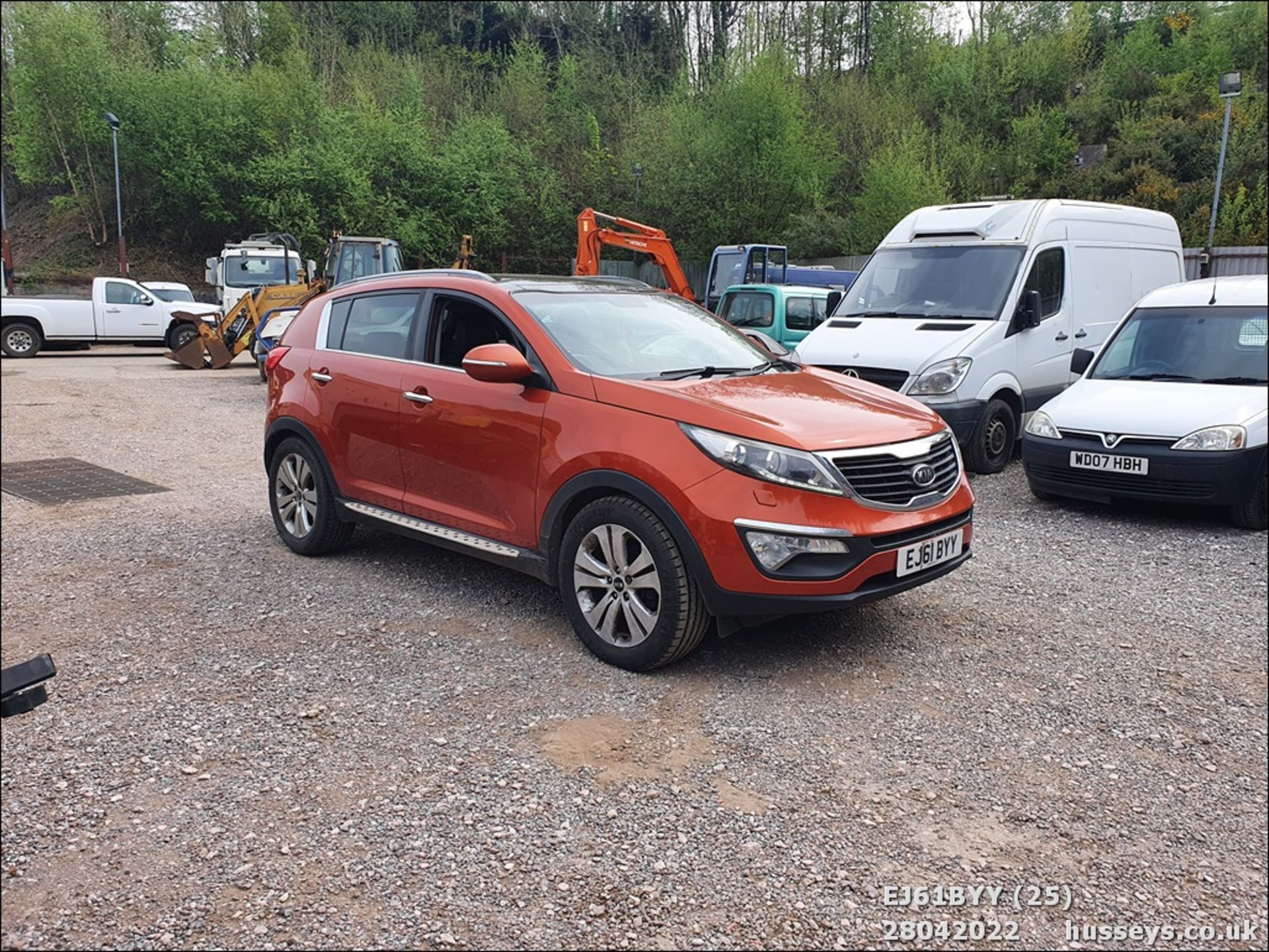 11/61 KIA SPORTAGE 3 SAT NAV CRDI - 1685cc 5dr Estate (Orange, 192k) - Image 25 of 27