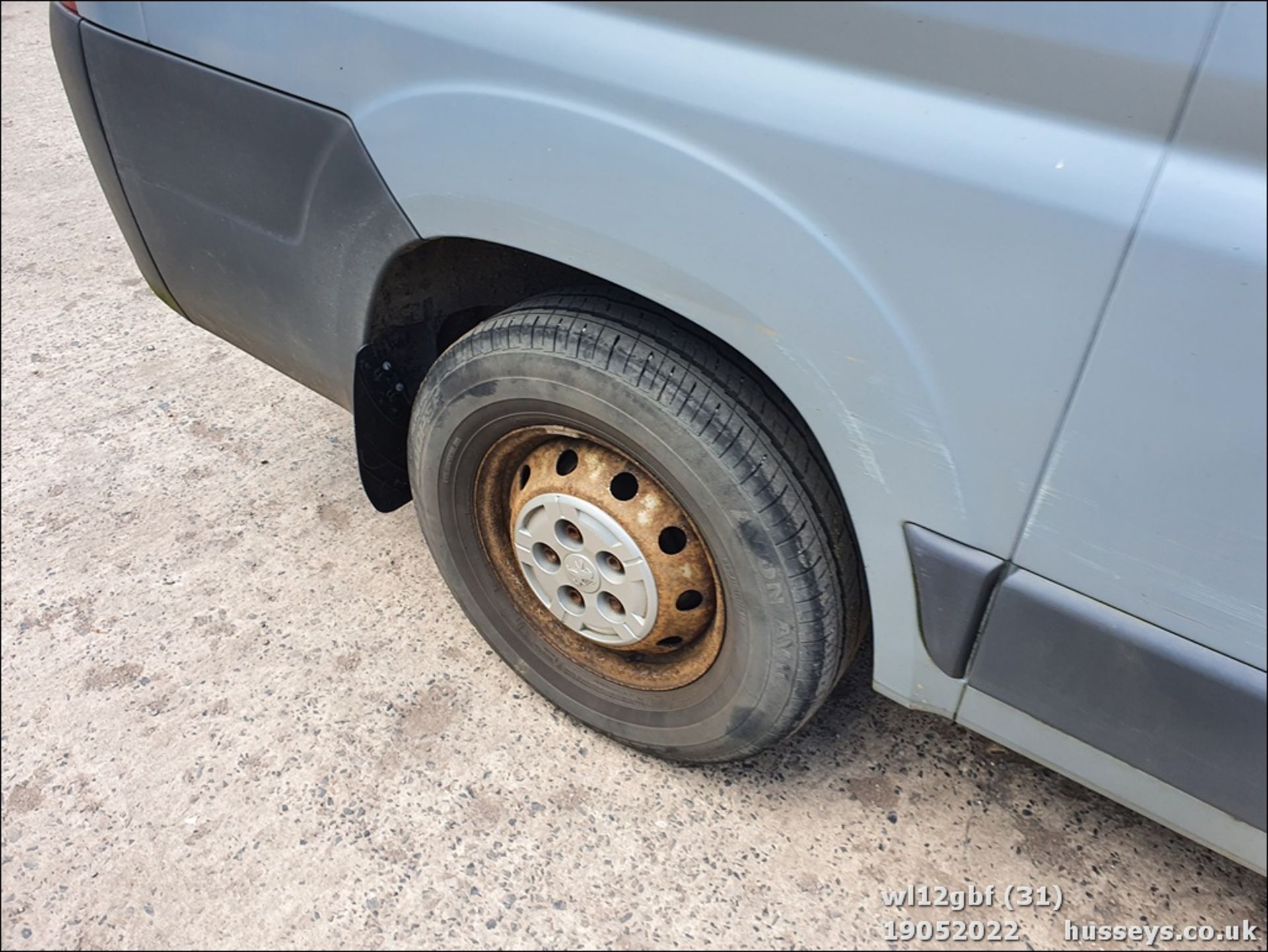 12/12 PEUGEOT BOXER 333 L1H1 HDI - 2198cc 5dr MPV (Blue) - Image 31 of 46