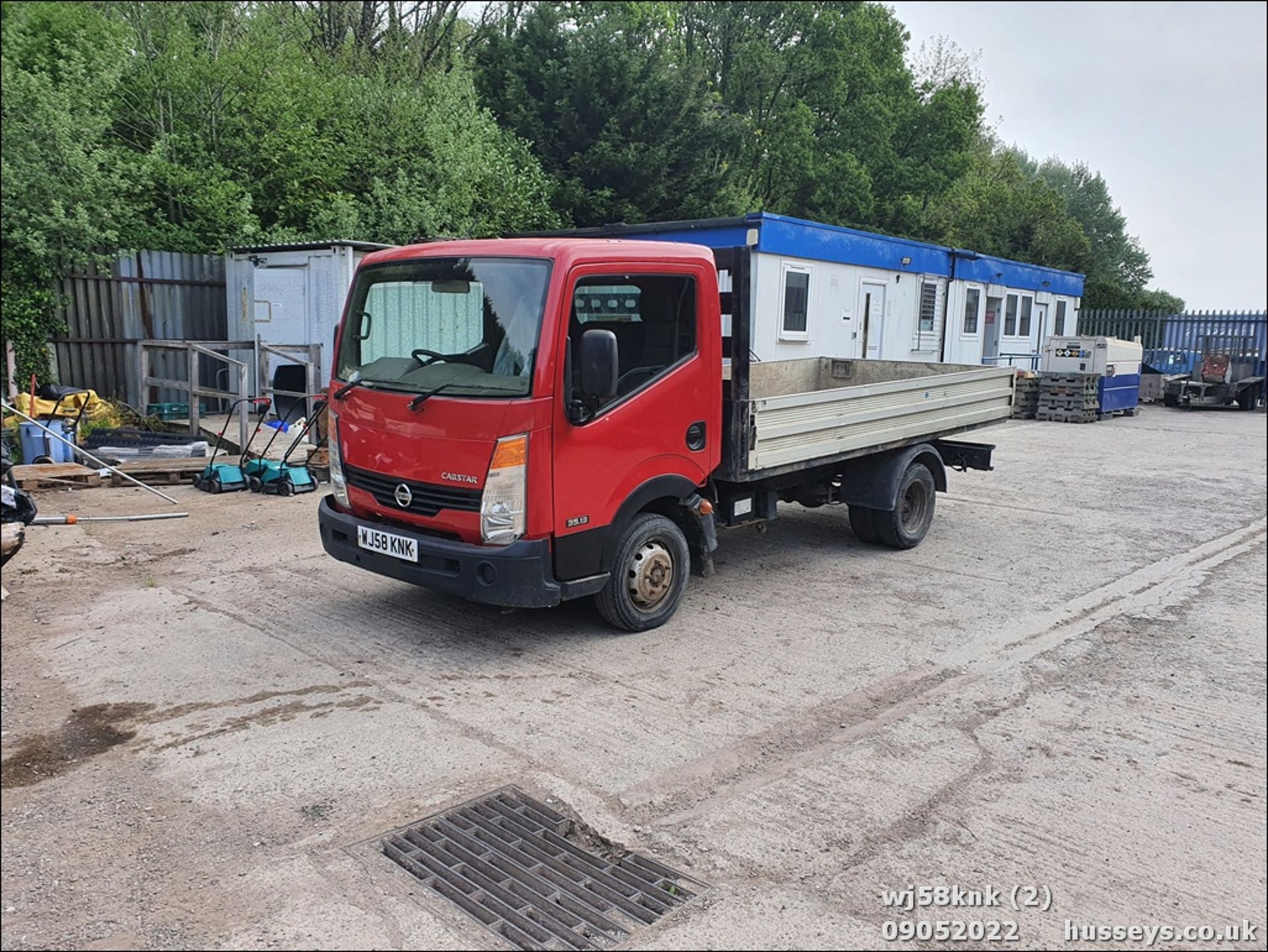 08/58 NISSAN CABSTAR 35.13 S/C MWB - 2488cc 2dr Pickup (Red, 133k) - Image 2 of 25