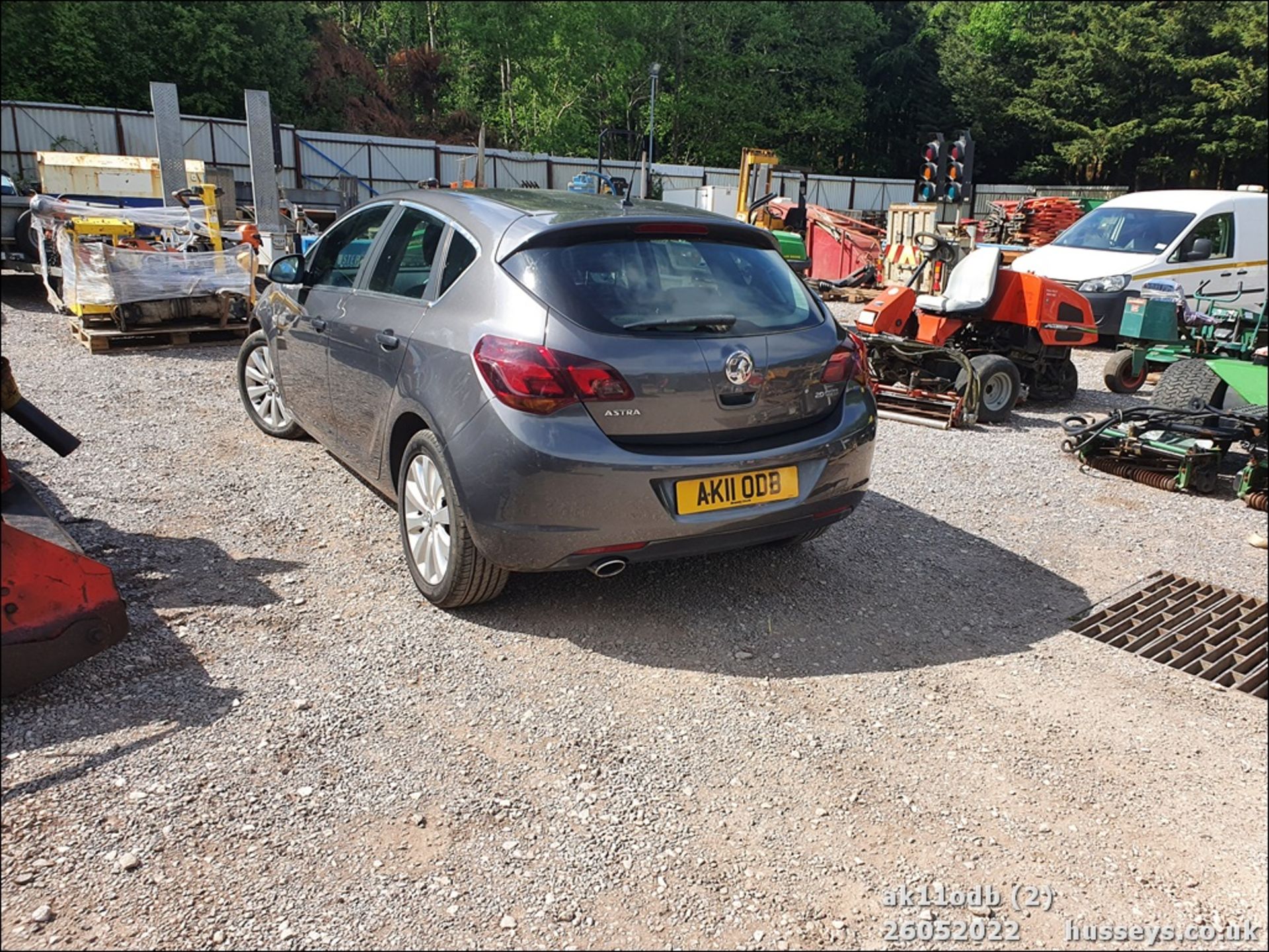 11/11 VAUXHALL ASTRA SRI CDTI 157 - 1956cc 5dr Hatchback (Grey, 105k) - Image 2 of 33