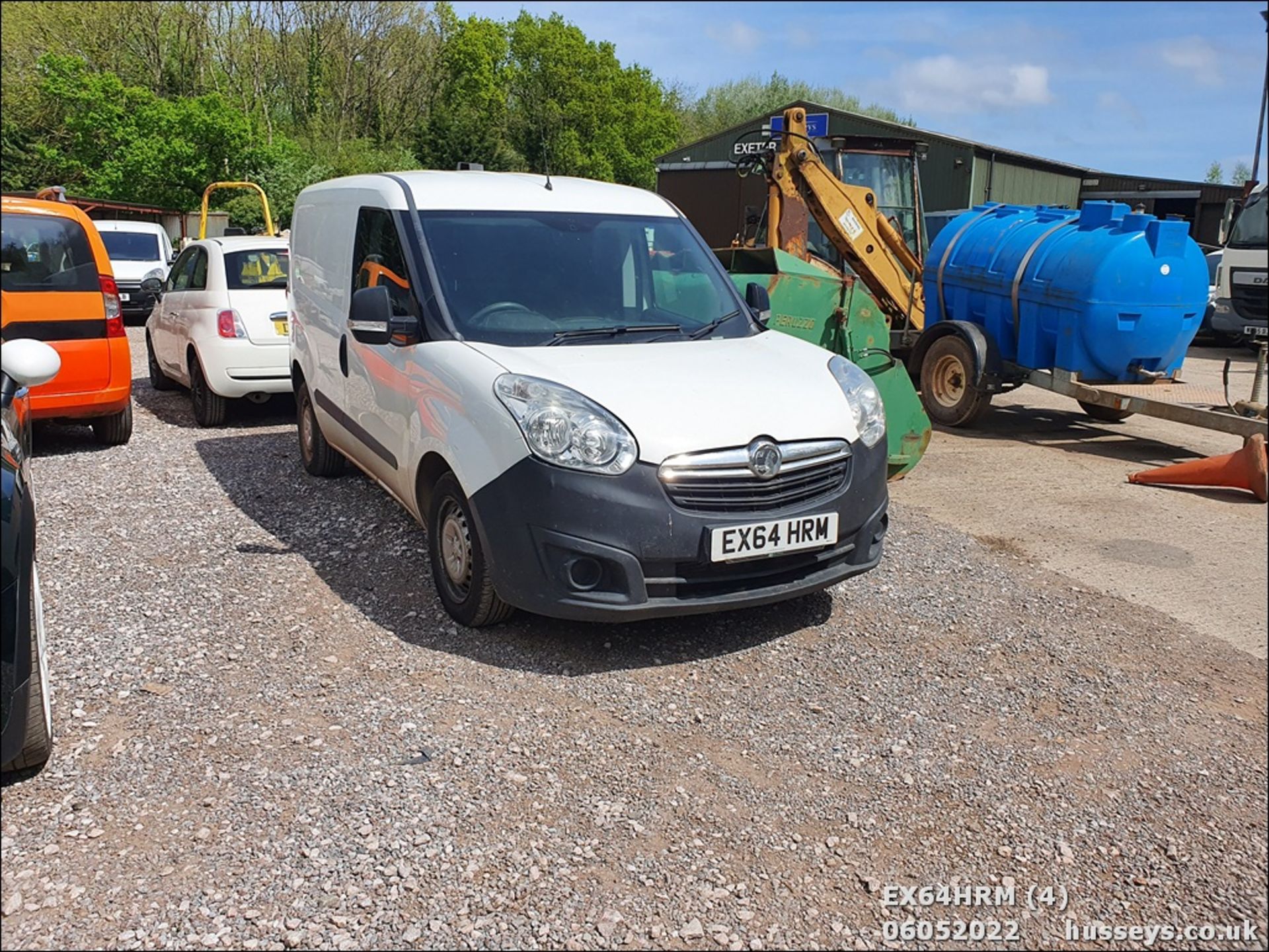 14/64 VAUXHALL COMBO 2000 L1H1 CDTI SS E - 1248cc 5dr Van (White, 127k) - Image 4 of 21