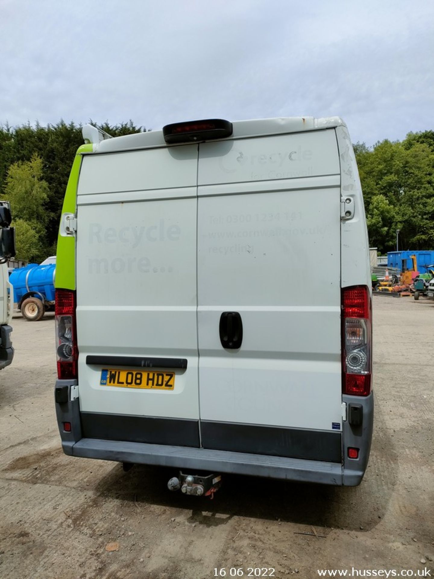 08/08 PEUGEOT BOXER 333 MWB - 2198cc 5dr Van (White, 42k) - Image 10 of 21