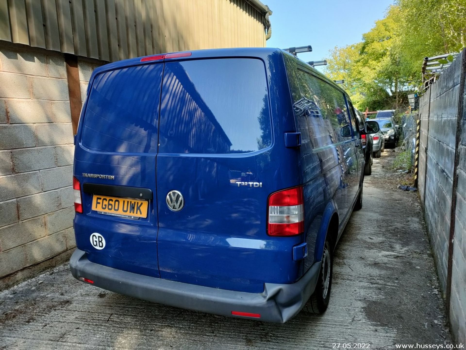 11/60 VOLKSWAGEN TRANSPORTER T32 102 TDI LWB - 1968cc 5dr Van (Blue) - Image 6 of 54