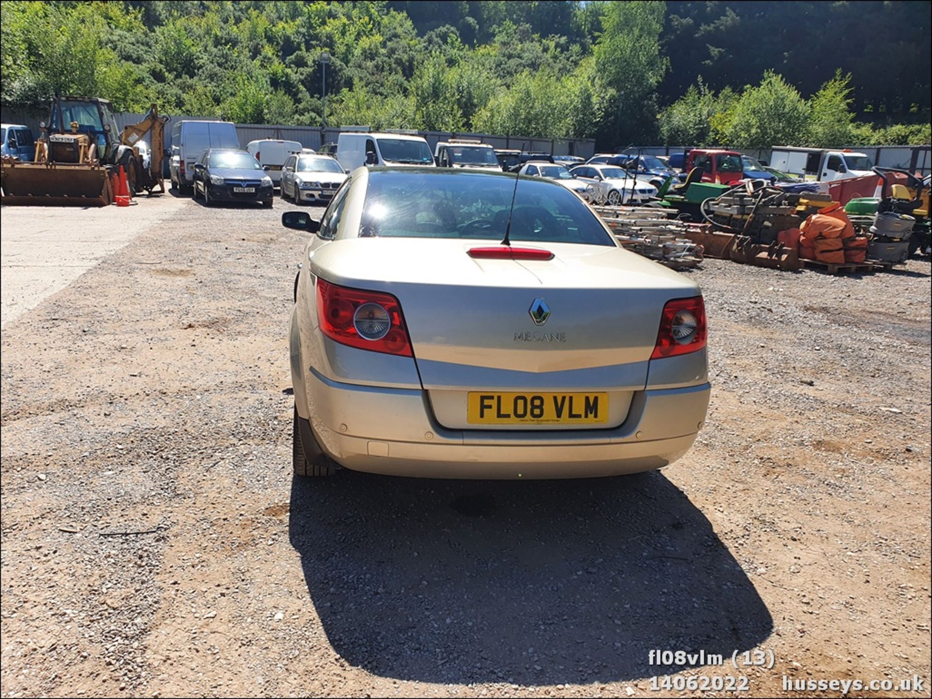 08/08 RENAULT MEGANE DYNAMIQUE DCI 106 - 1461cc 2dr Convertible (Gold, 71k) - Image 13 of 43