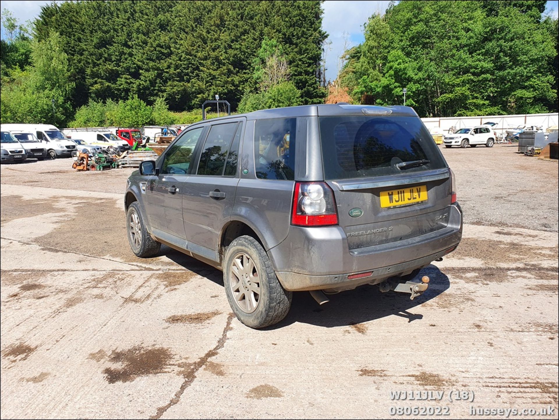 11/11 LAND ROVER FREELANDER XS TD4 - 2179cc 5dr Estate (Grey, 147k) - Image 18 of 47