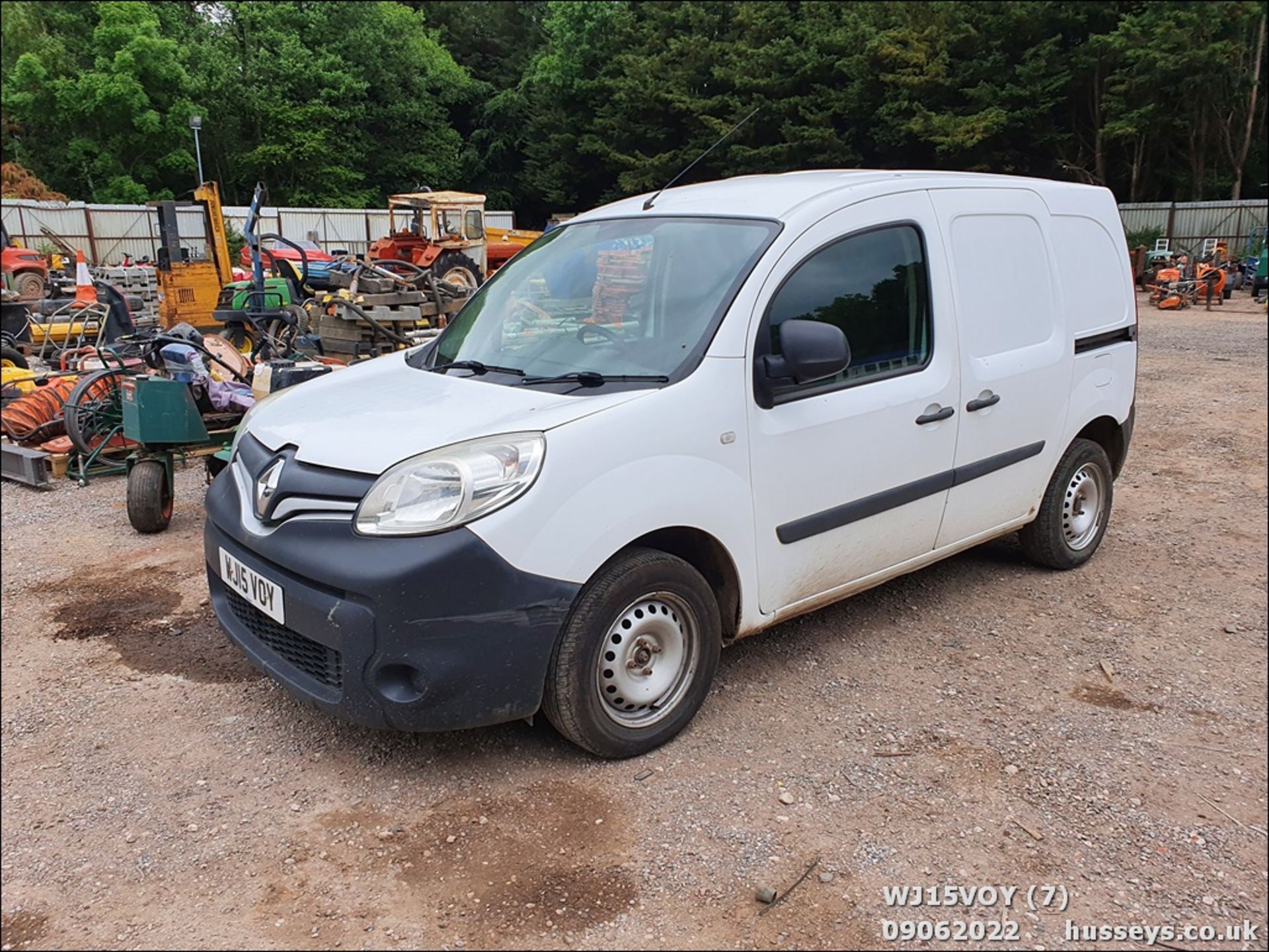 15/15 RENAULT KANGOO ML19 DCI - 1461cc 5dr Van (White) - Image 7 of 36