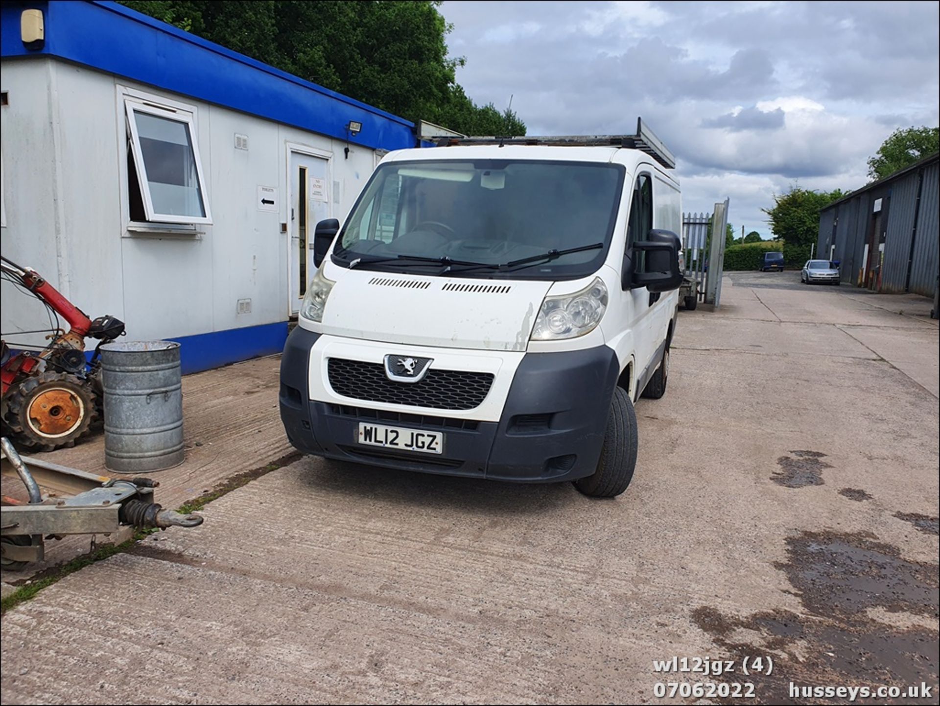 12/12 PEUGEOT BOXER 333 L1H1 HDI - 2198cc 2dr Van (White, 130k) - Image 4 of 34