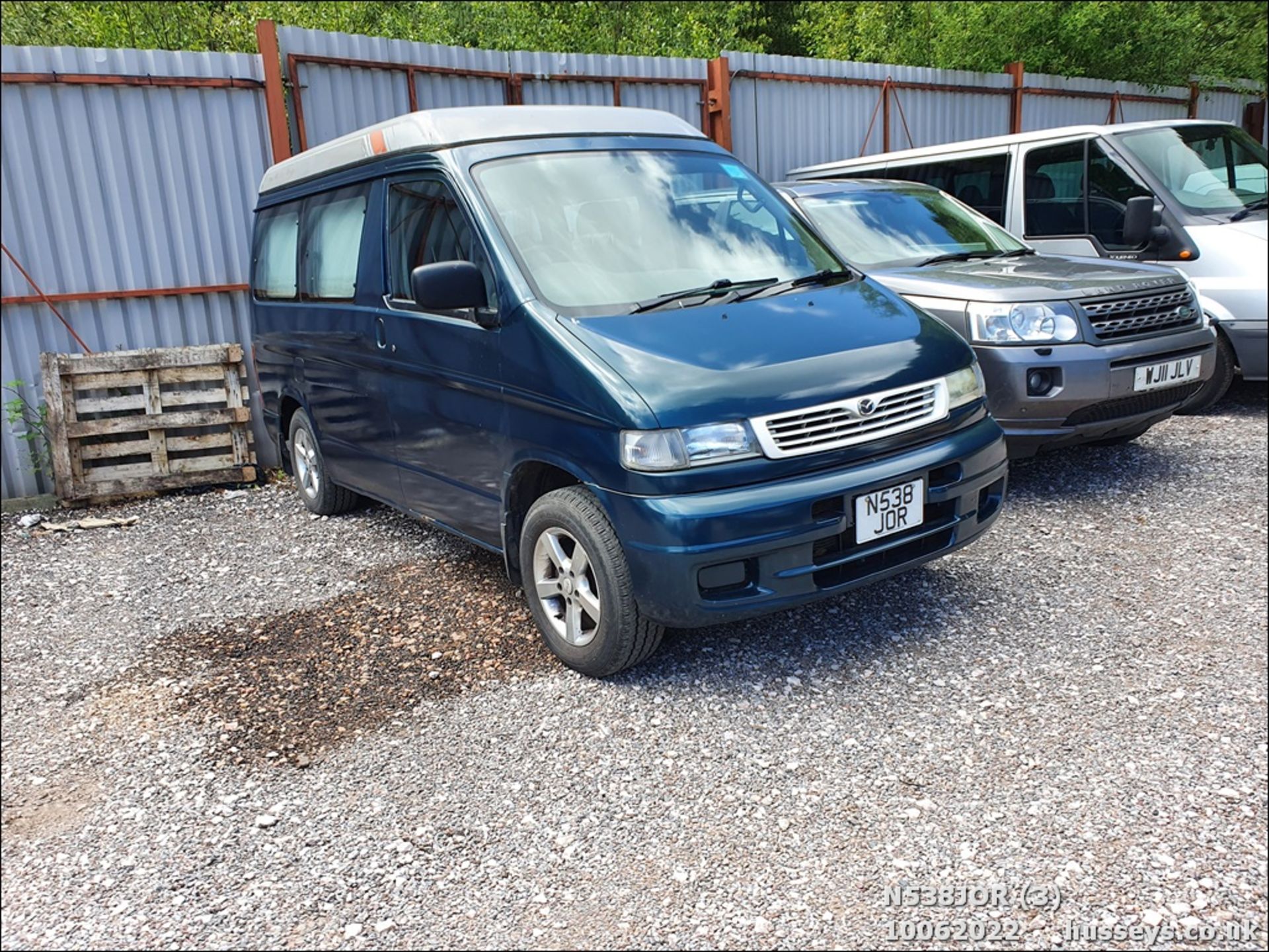 2007 MAZDA BONGO - 2498cc 4dr Estate (Green) - Image 3 of 12