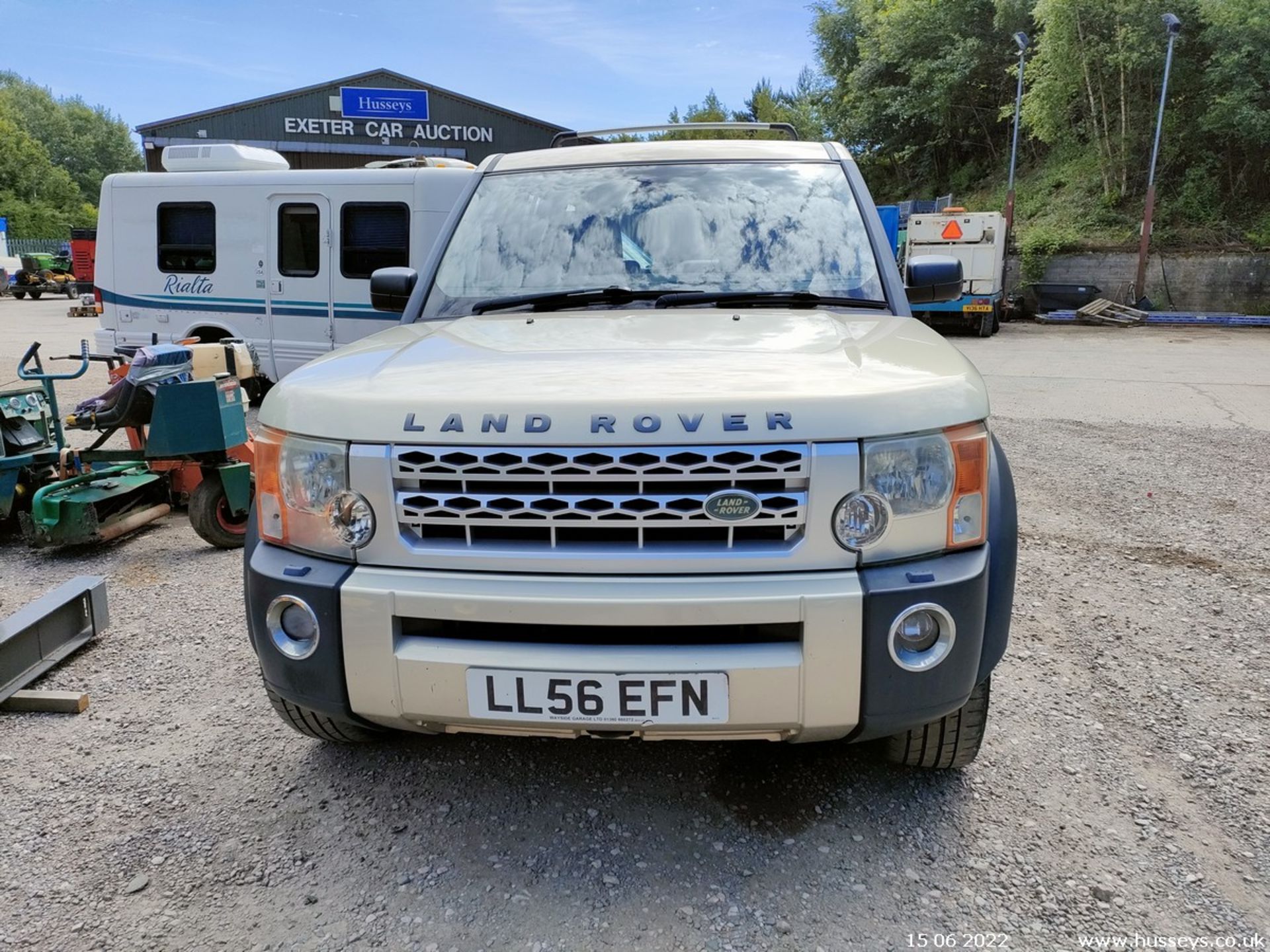 2007 LAND ROVER DISCOVERY - 2720cc 5dr Estate (Gold) - Image 3 of 25