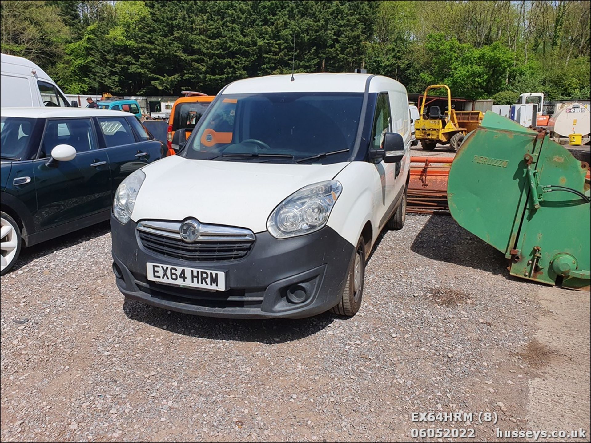 14/64 VAUXHALL COMBO 2000 L1H1 CDTI SS E - 1248cc 5dr Van (White, 127k) - Image 8 of 21