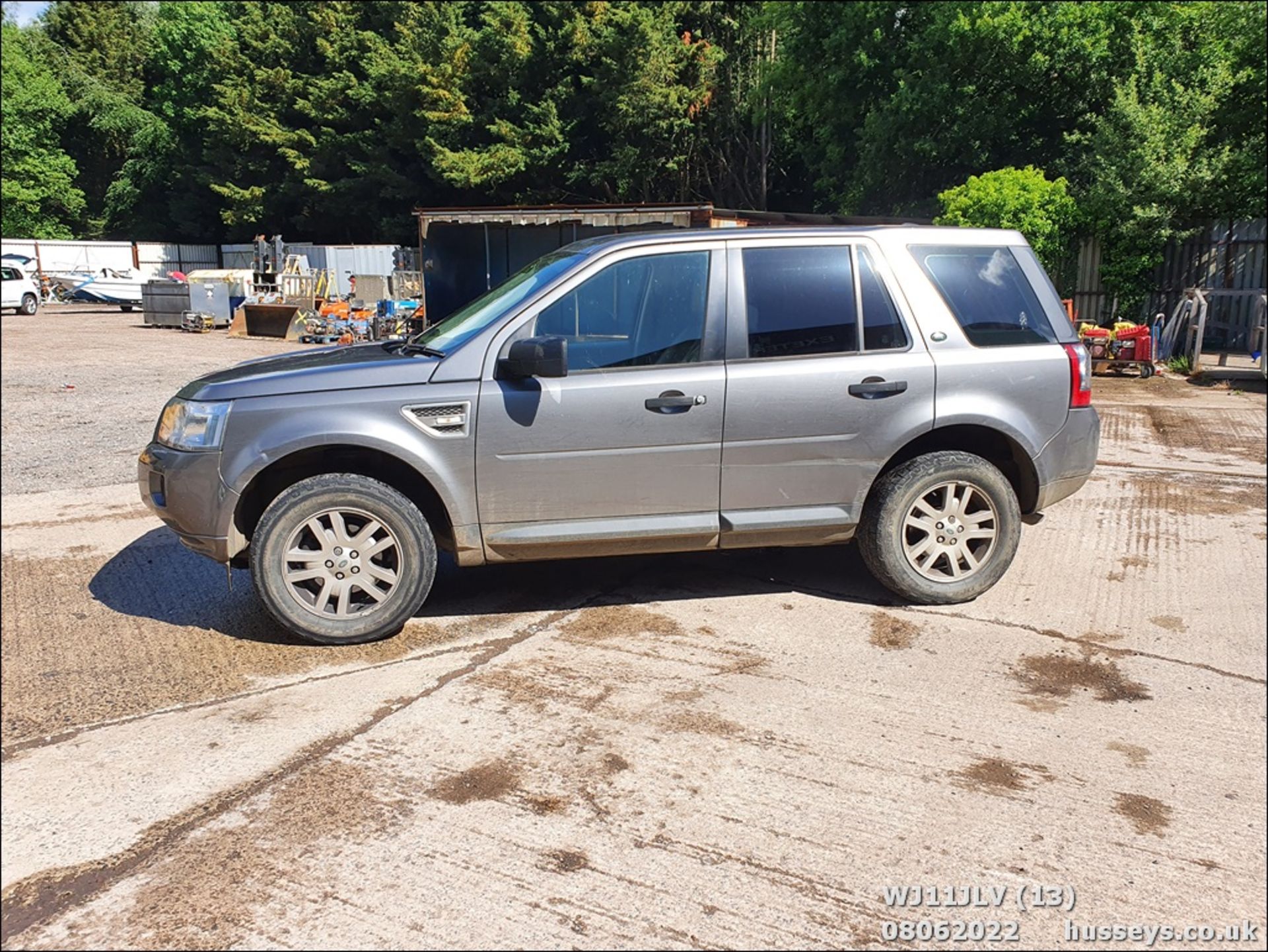 11/11 LAND ROVER FREELANDER XS TD4 - 2179cc 5dr Estate (Grey, 147k) - Image 13 of 47