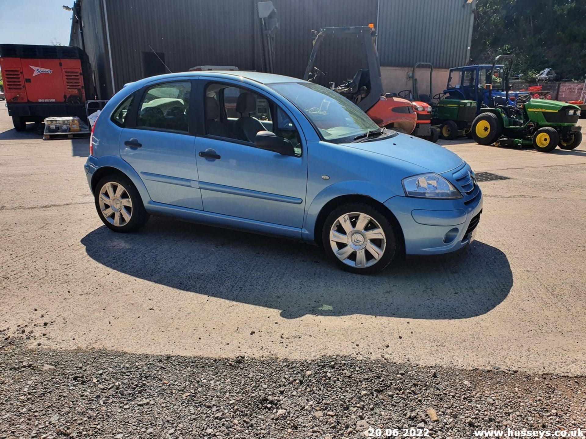 06/55 CITROEN C3 SX AUTO - 1587cc 5dr Hatchback (Blue, 75k) - Image 2 of 36