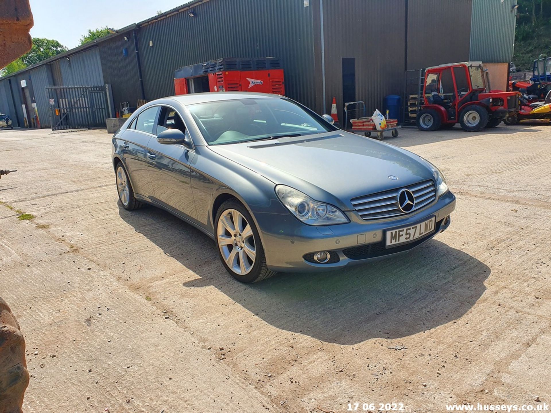 07/57 MERCEDES CLS 320 CDI AUTO - 2987cc 4dr Coupe (Grey, 106k) - Image 2 of 30