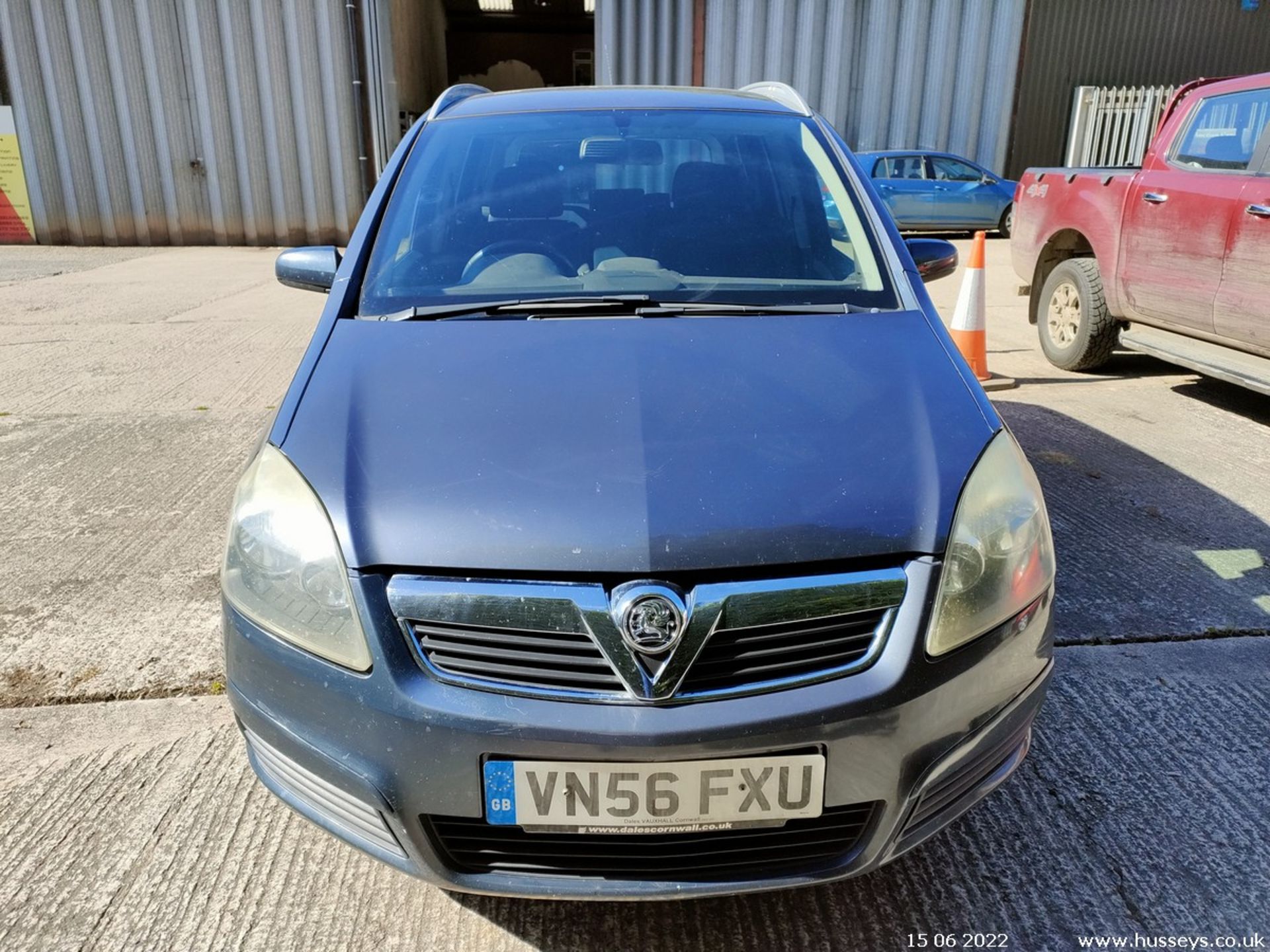 06/56 VAUXHALL ZAFIRA ENERGY CDTI - 1910cc 5dr MPV (Blue, 132k) - Image 3 of 21