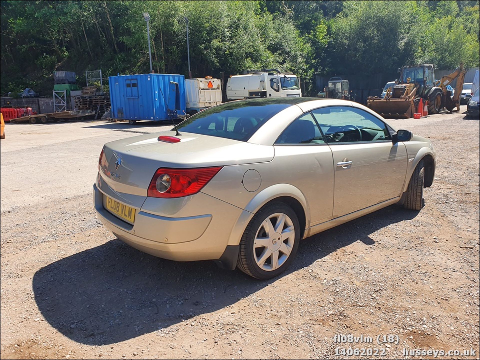 08/08 RENAULT MEGANE DYNAMIQUE DCI 106 - 1461cc 2dr Convertible (Gold, 71k) - Image 18 of 43