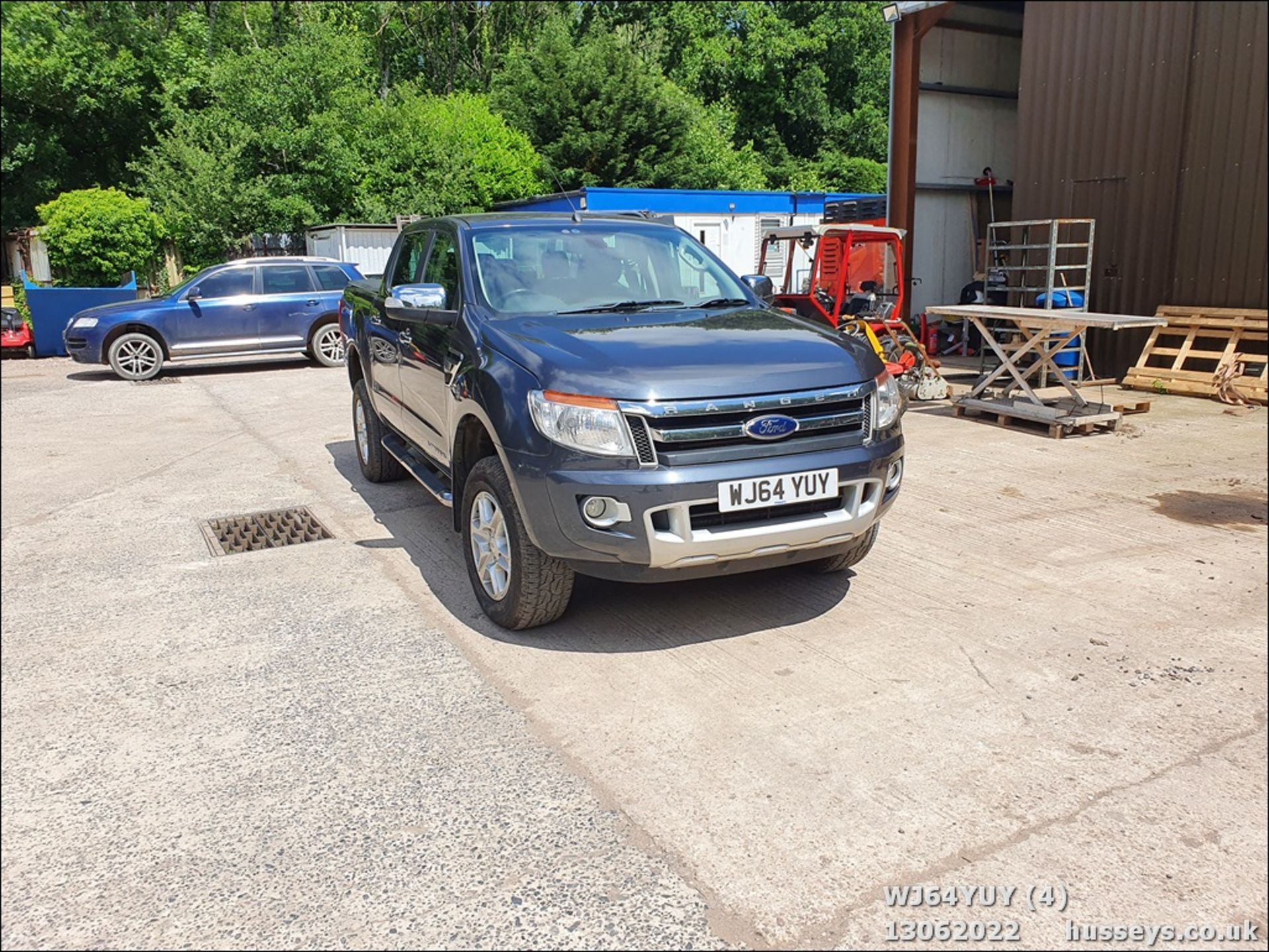 14/64 FORD RANGER LIMITED 4X4 TDCI - 2198cc 4dr 4x4 (Grey, 106k) - Image 4 of 43