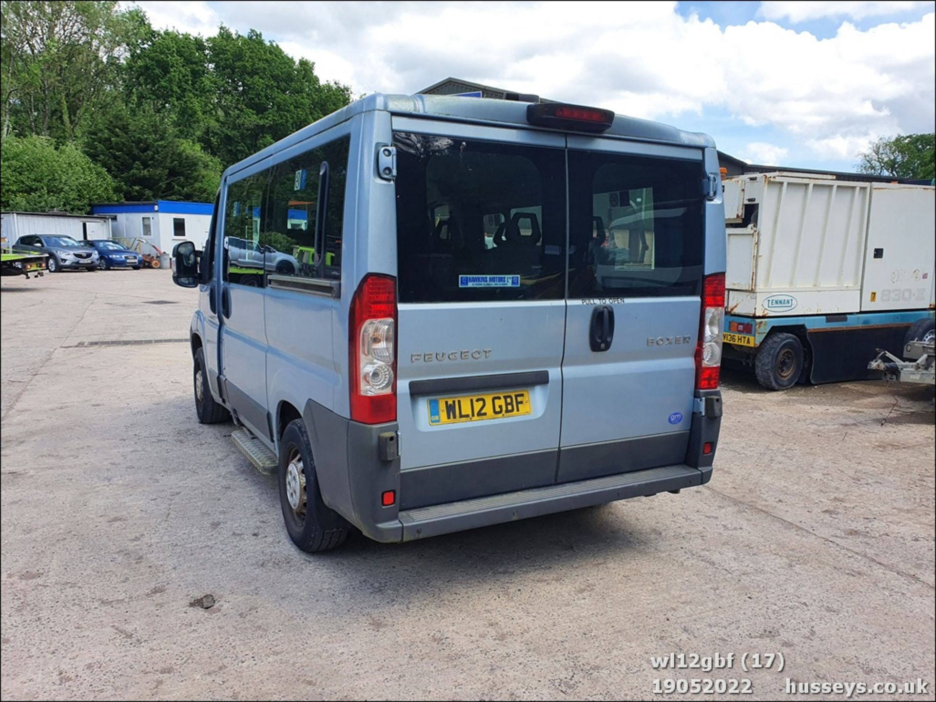 12/12 PEUGEOT BOXER 333 L1H1 HDI - 2198cc 5dr MPV (Blue) - Image 17 of 46