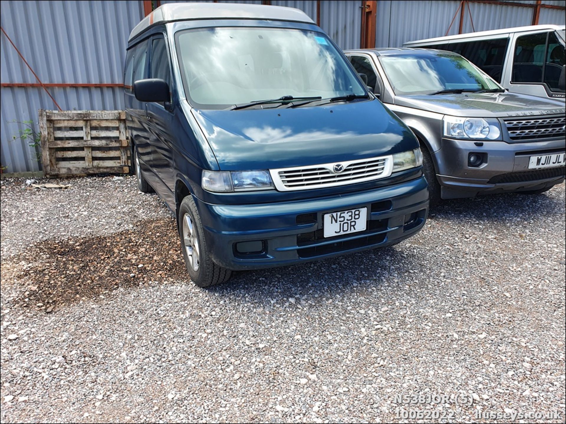 2007 MAZDA BONGO - 2498cc 4dr Estate (Green) - Image 5 of 12