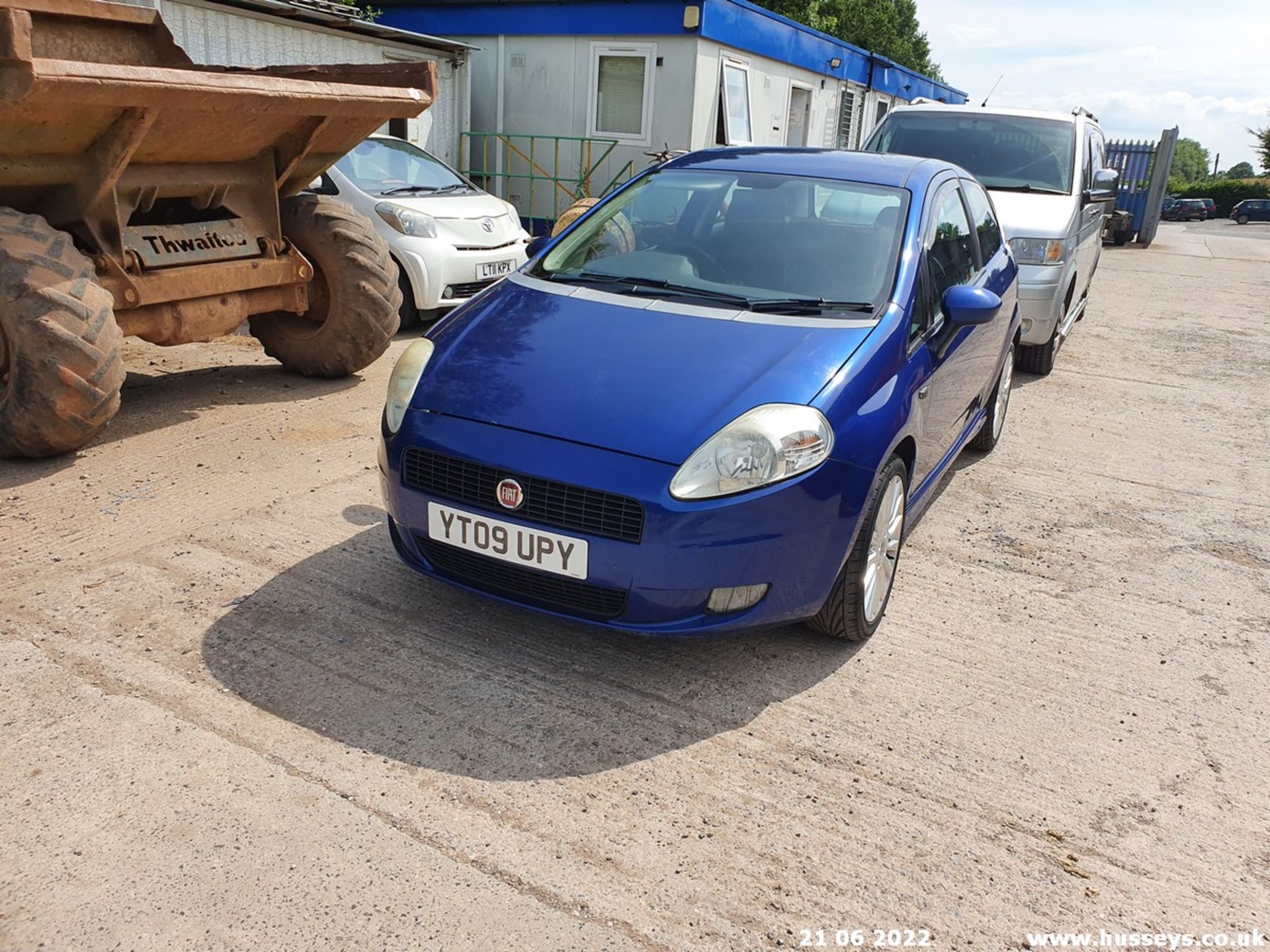 09/09 FIAT G PUNTO SPORTING MULTIJET - 1910cc 3dr Hatchback (Blue, 100k) - Image 11 of 26