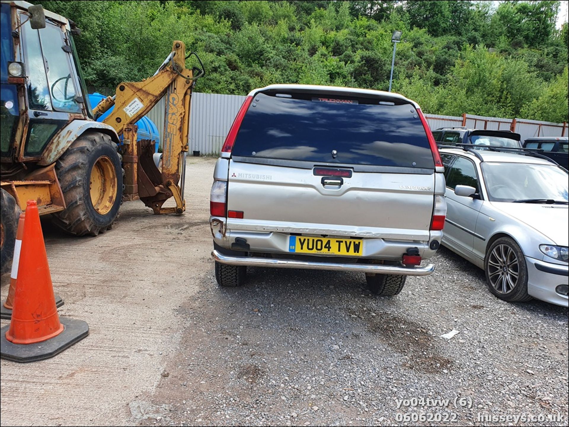 04/04 MITSUBISHI L200 WARRIOR LWB - 2477cc 2dr 4x4 (Silver, 140k) - Image 7 of 33