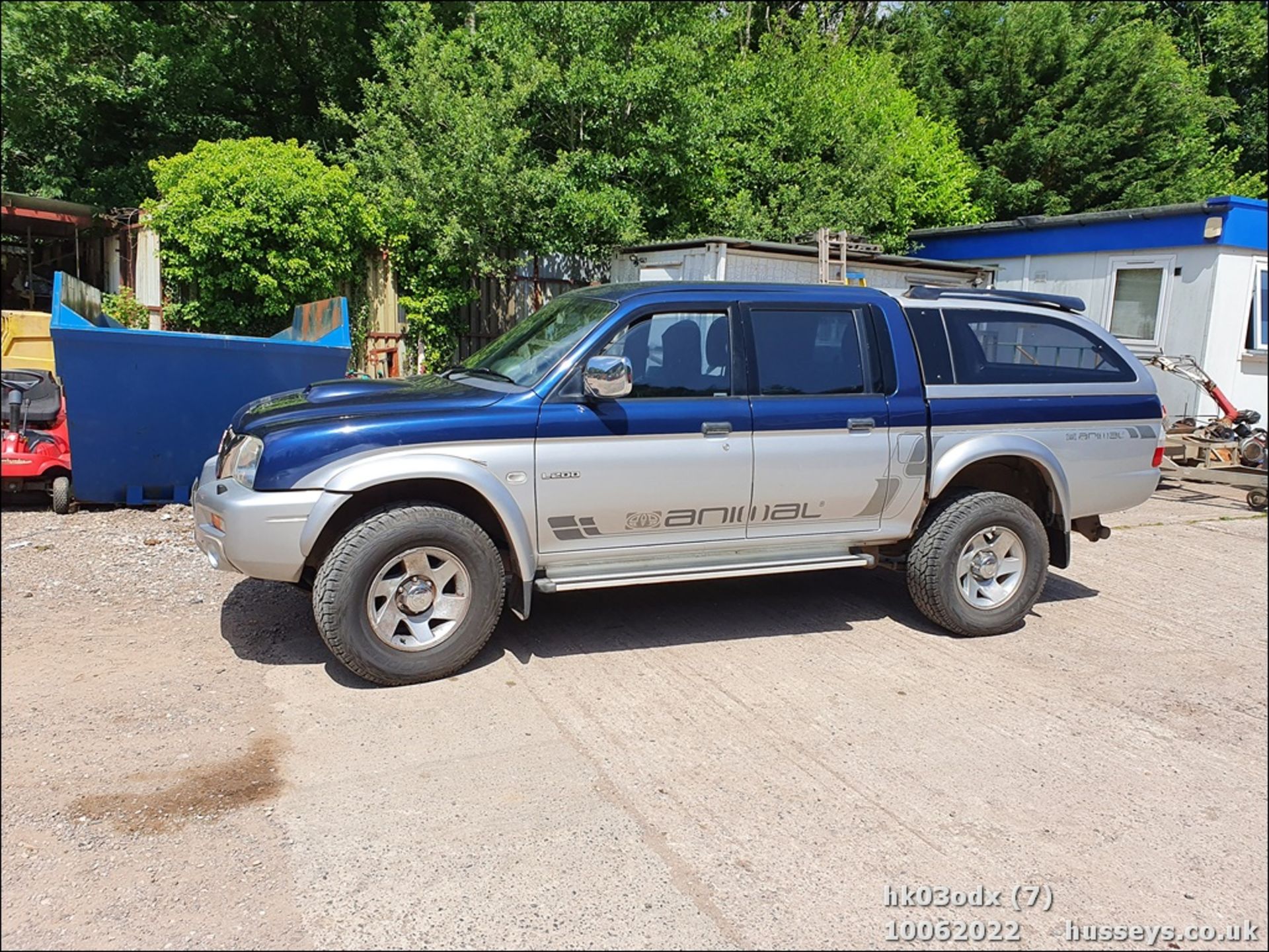 03/03 MITSUBISHI L200 ANIMAL LWB 4WD - 2477cc 2dr 4x4 (Blue/silver, 91k) - Image 8 of 29