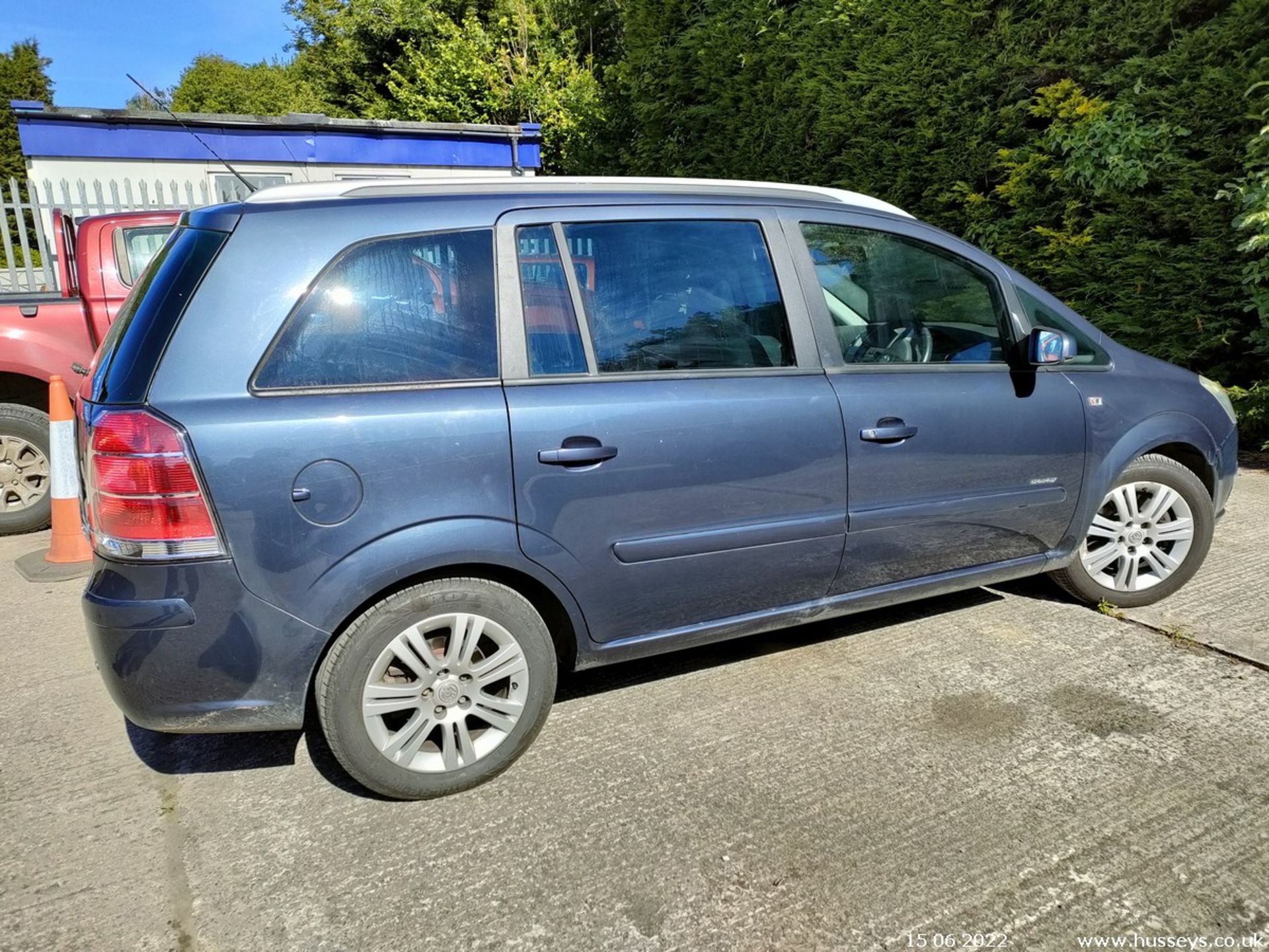 06/56 VAUXHALL ZAFIRA ENERGY CDTI - 1910cc 5dr MPV (Blue, 132k) - Image 13 of 21