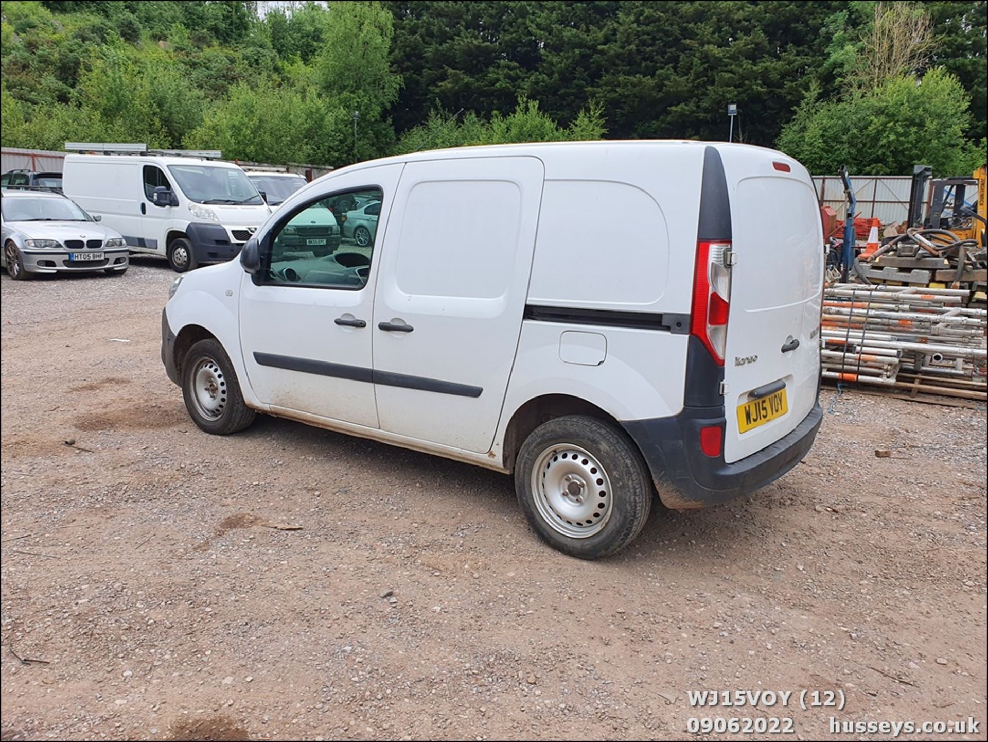 15/15 RENAULT KANGOO ML19 DCI - 1461cc 5dr Van (White) - Image 12 of 36