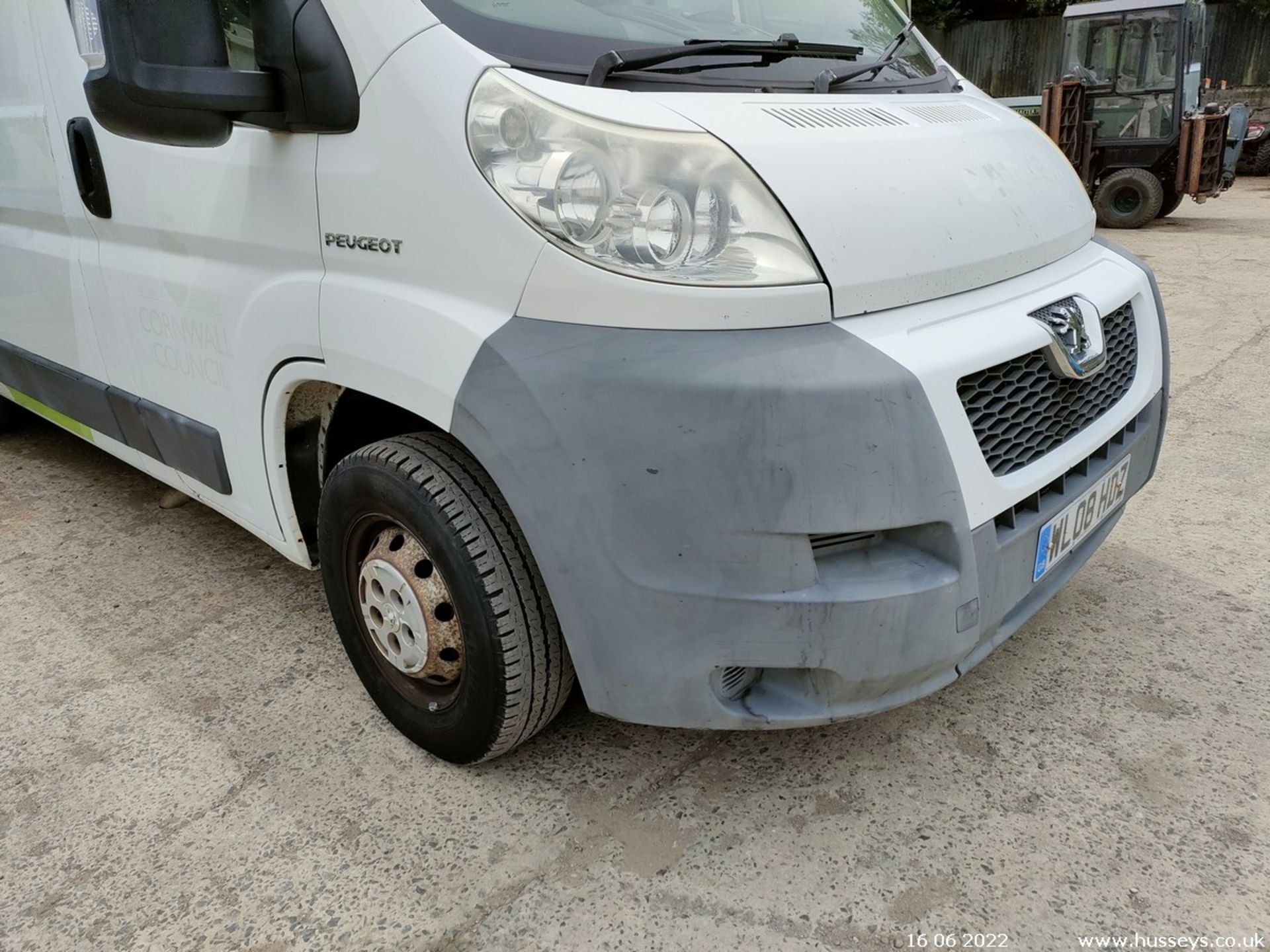 08/08 PEUGEOT BOXER 333 MWB - 2198cc 5dr Van (White, 42k) - Image 2 of 21