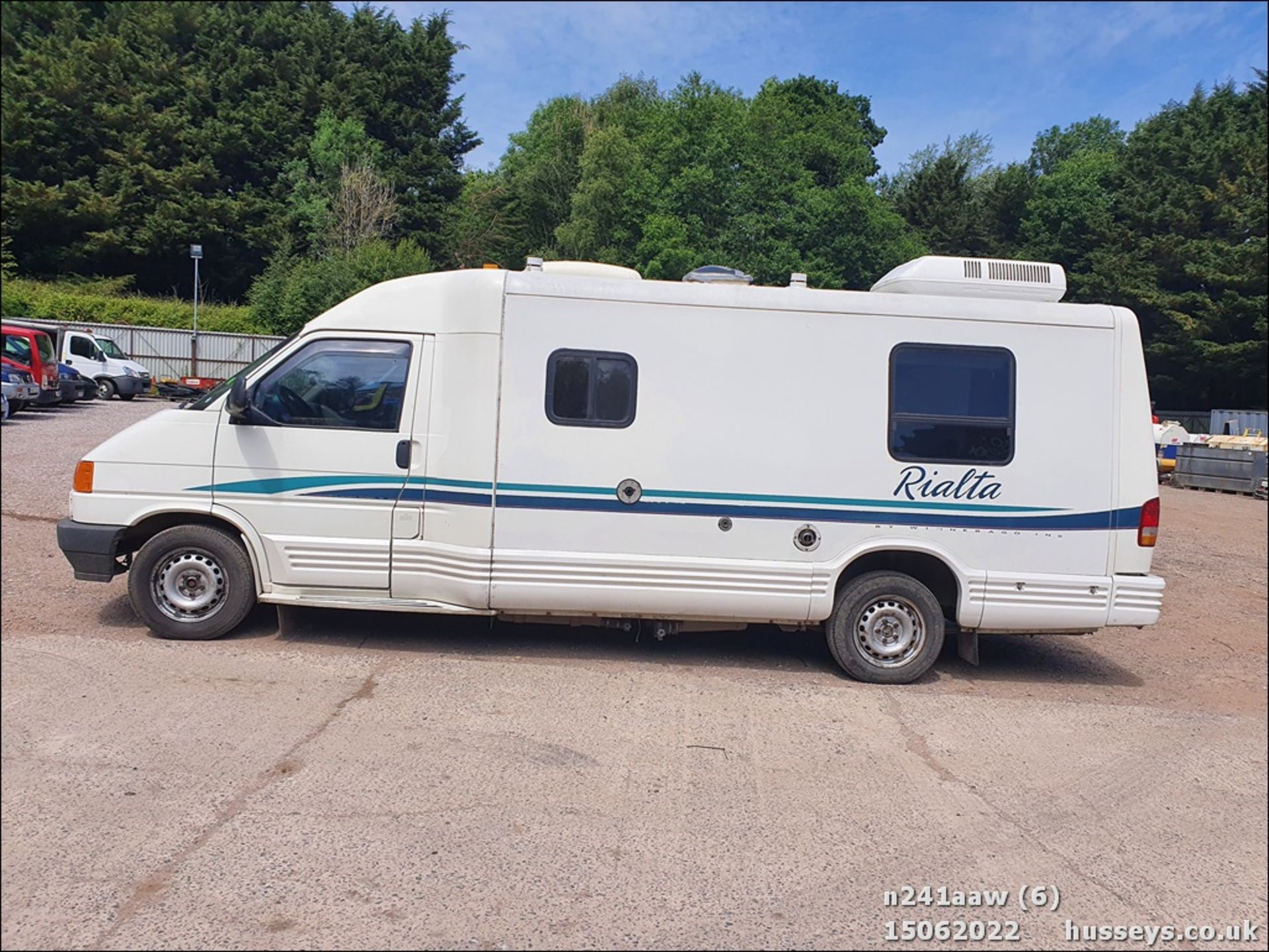 1996 VOLKSWAGEN WINNIEBAGO RIALTA - 2500cc 2dr Motor Caravan (White, 131k) - Image 6 of 40