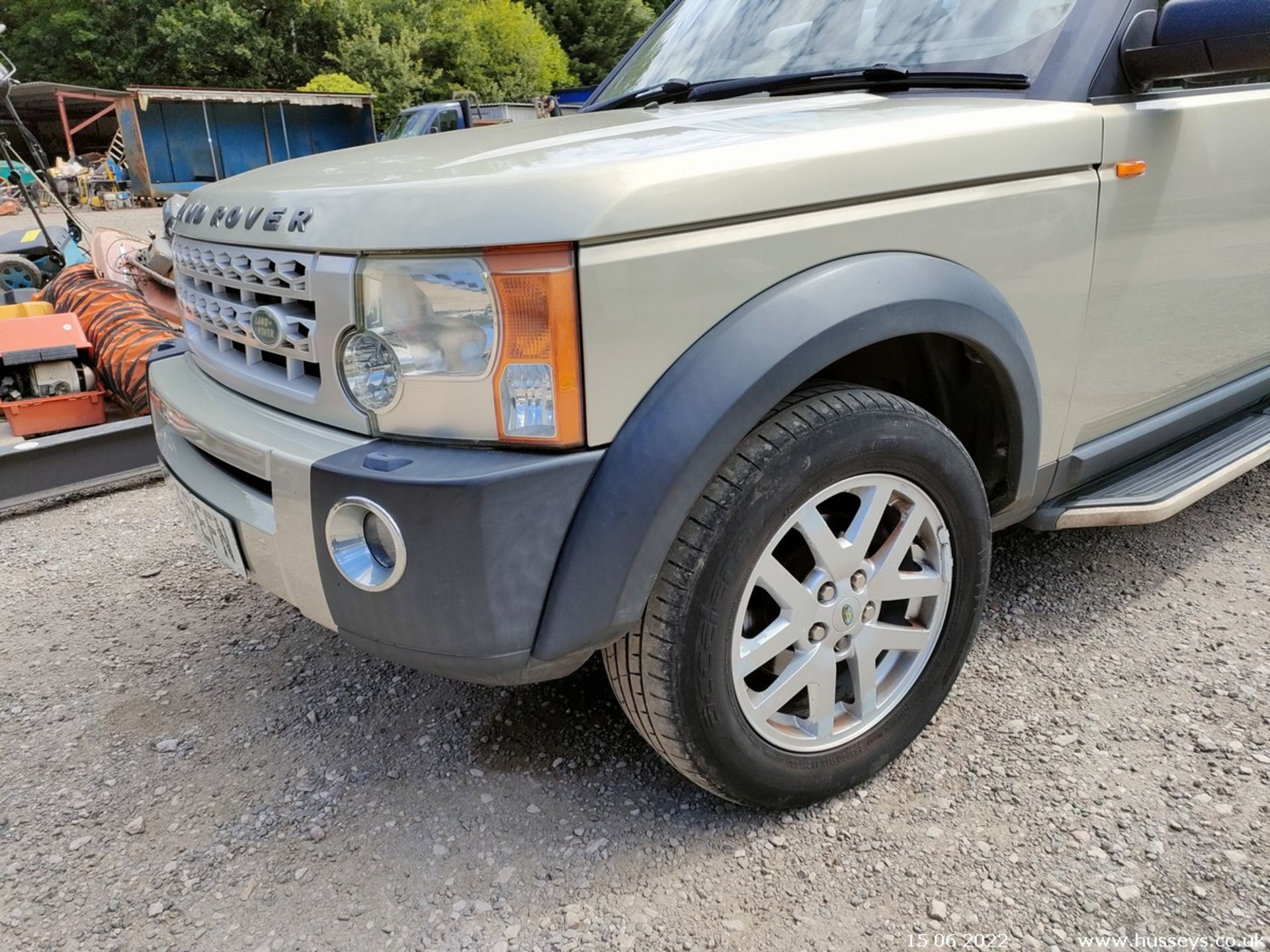 2007 LAND ROVER DISCOVERY - 2720cc 5dr Estate (Gold) - Image 2 of 25