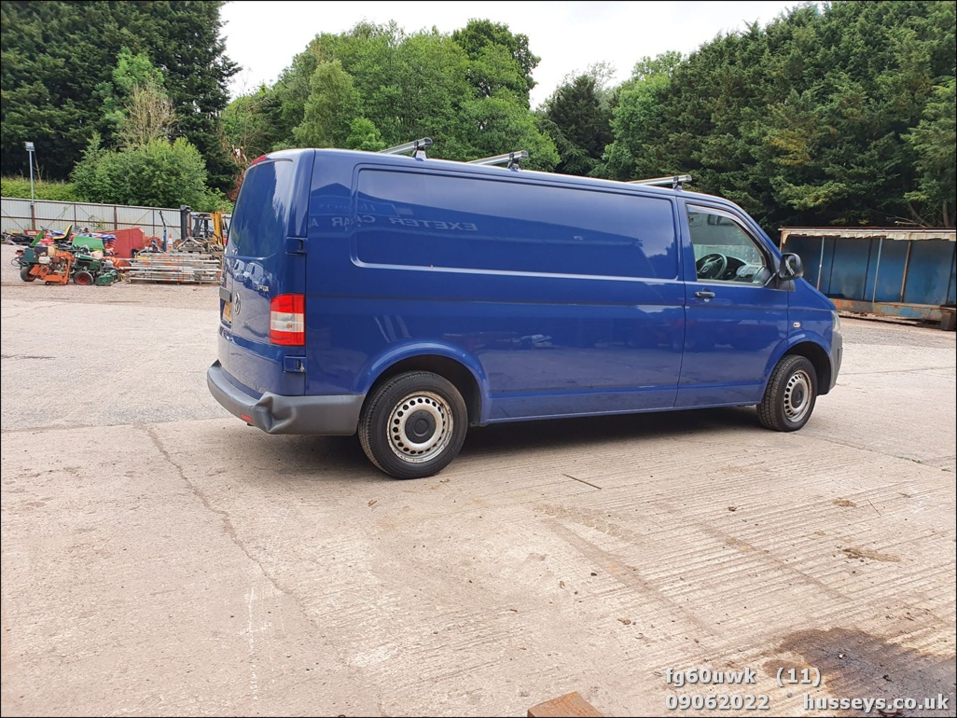 11/60 VOLKSWAGEN TRANSPORTER T32 102 TDI LWB - 1968cc 5dr Van (Blue) - Image 40 of 54