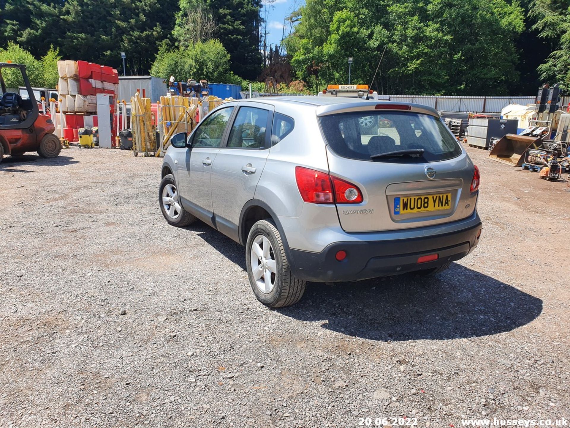 08/08 NISSAN QASHQAI ACENTA DCI 2WD - 1461cc 5dr Hatchback (Silver, 142k) - Image 16 of 38