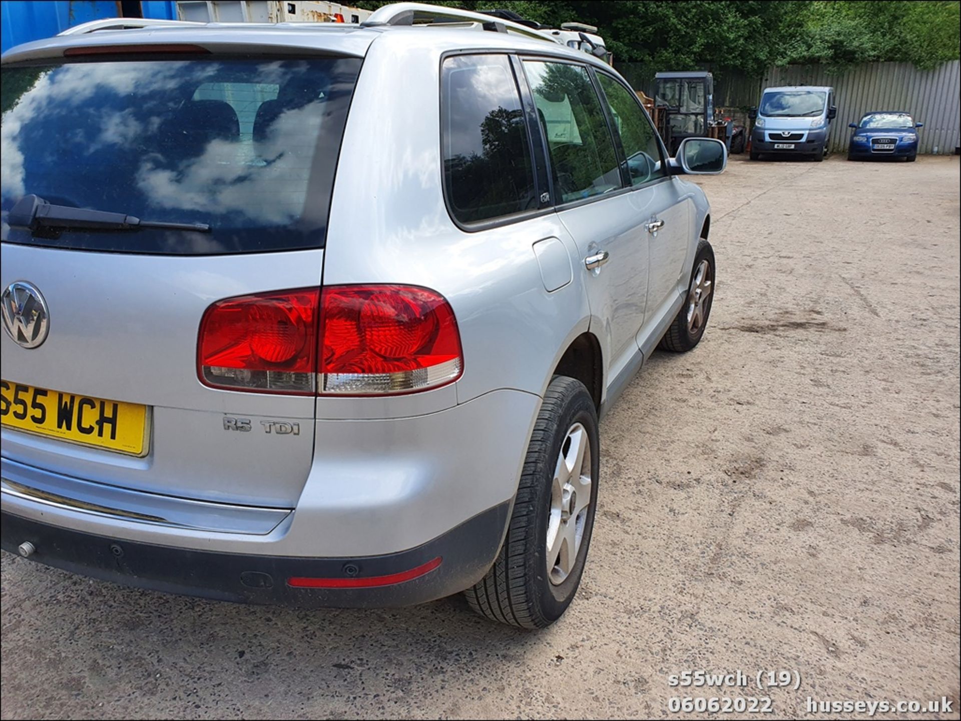 2003 VOLKSWAGEN TOUAREG TDI - 2461cc 5dr Estate (Silver, 115k) - Image 19 of 42