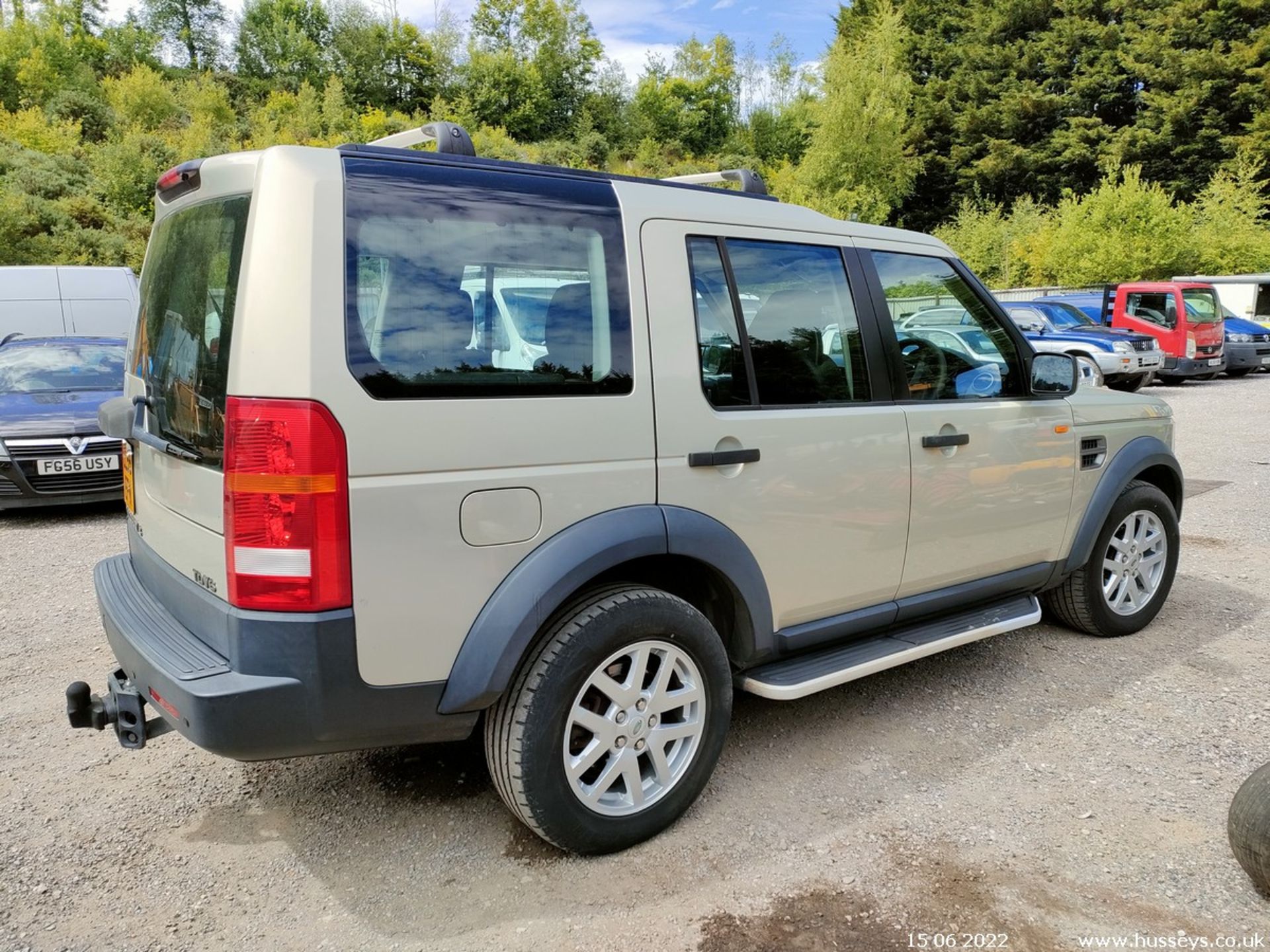 2007 LAND ROVER DISCOVERY - 2720cc 5dr Estate (Gold) - Image 6 of 25