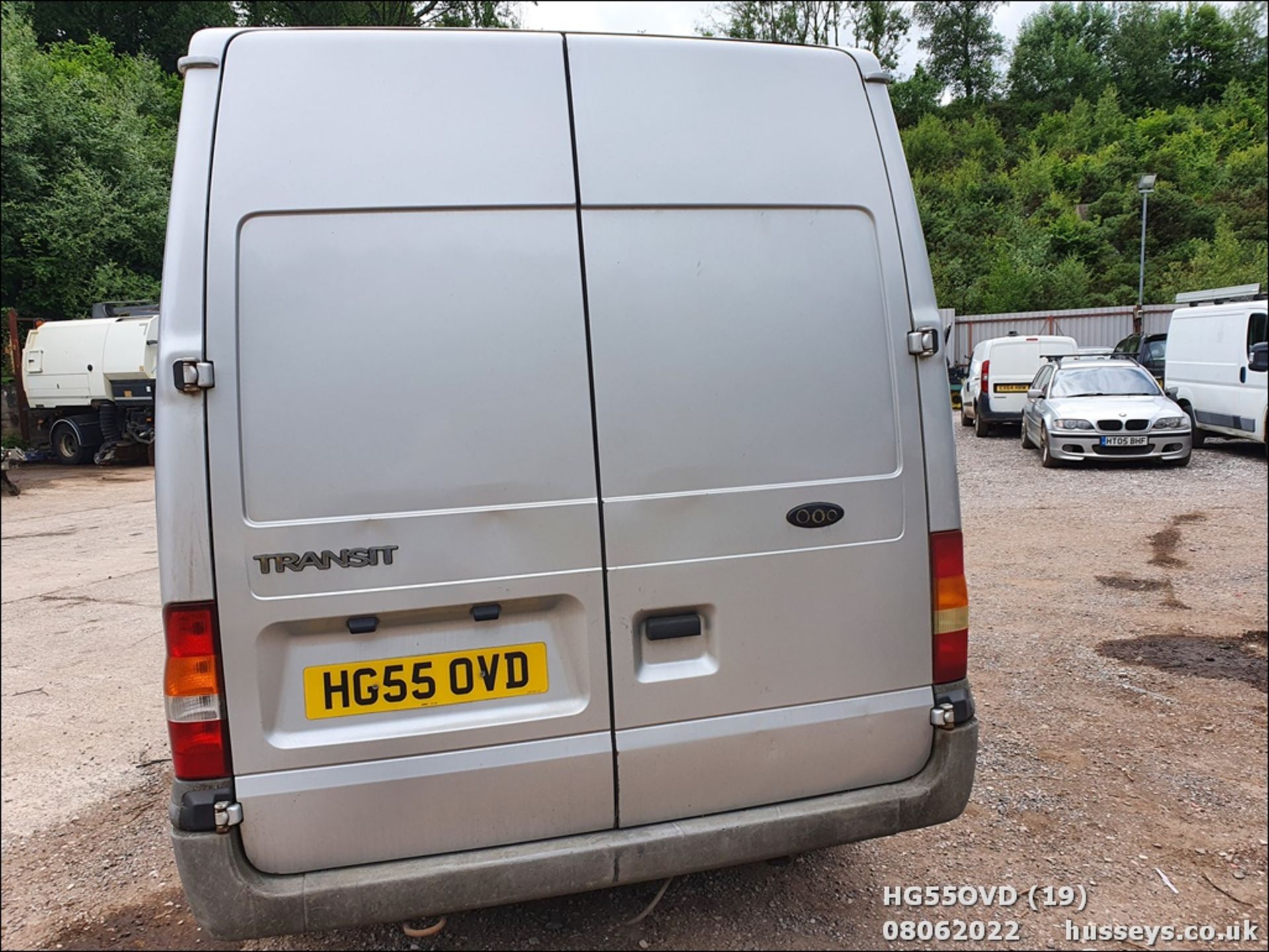 05/55 FORD TRANSIT 280 MWB - 1998cc 2dr Van (Silver) - Image 19 of 34