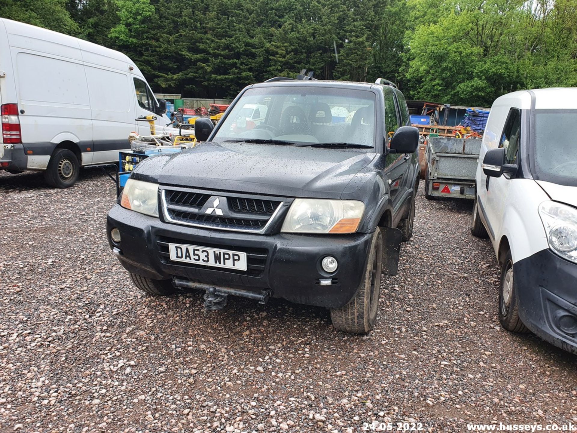 03/53 MITSUBISHI SHOGUN EQUIPPE DI-D - 3200cc 3dr Estate (Black, 138k) - Image 4 of 28