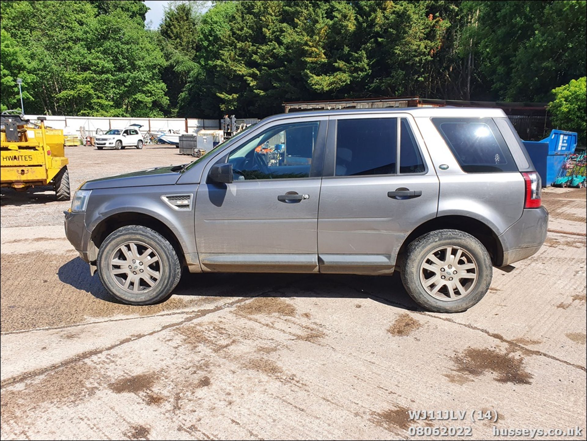 11/11 LAND ROVER FREELANDER XS TD4 - 2179cc 5dr Estate (Grey, 147k) - Image 14 of 47