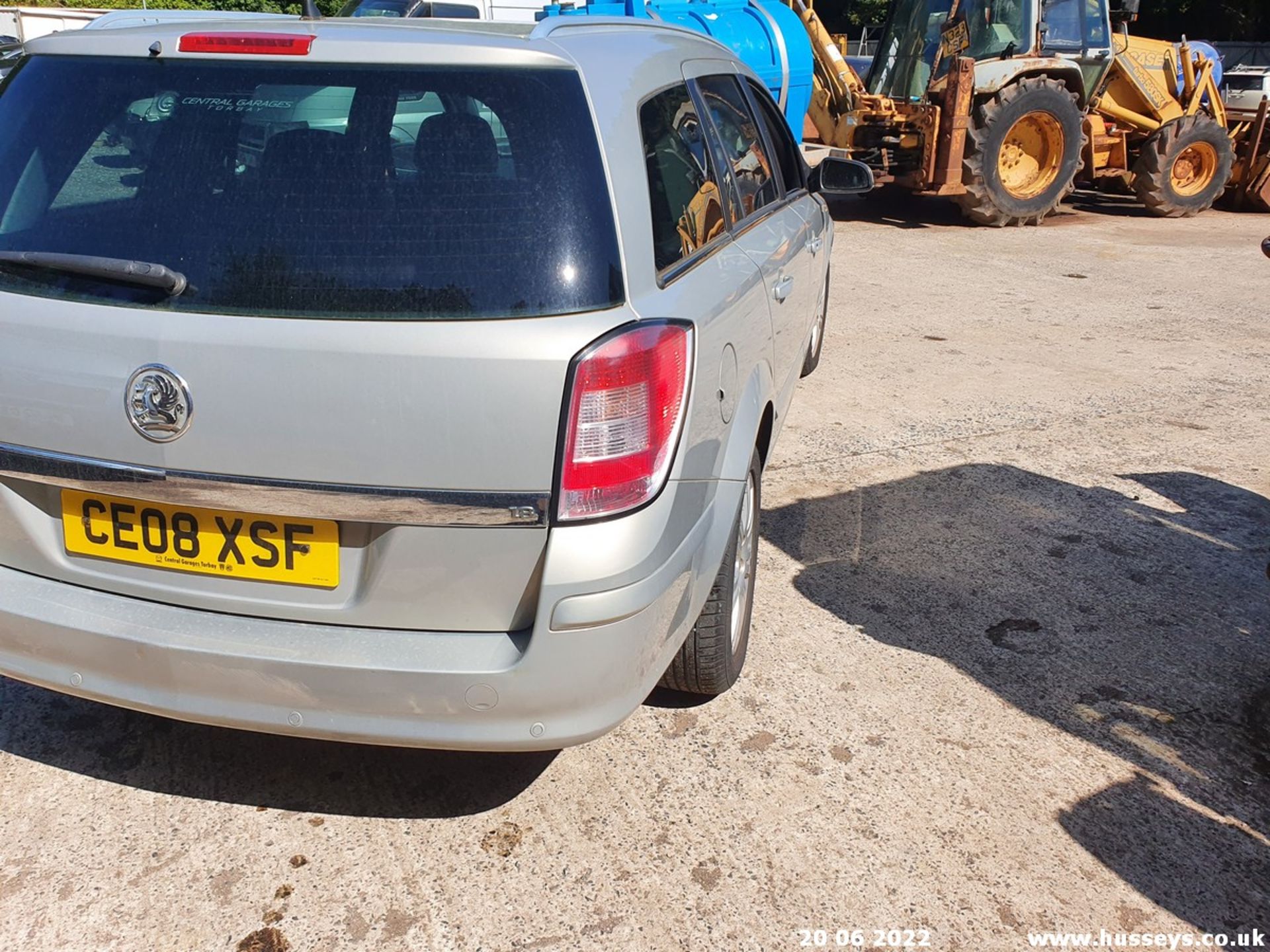 08/08 VAUXHALL ASTRA DESIGN A - 1796cc 5dr Estate (Beige, 70k) - Image 17 of 34