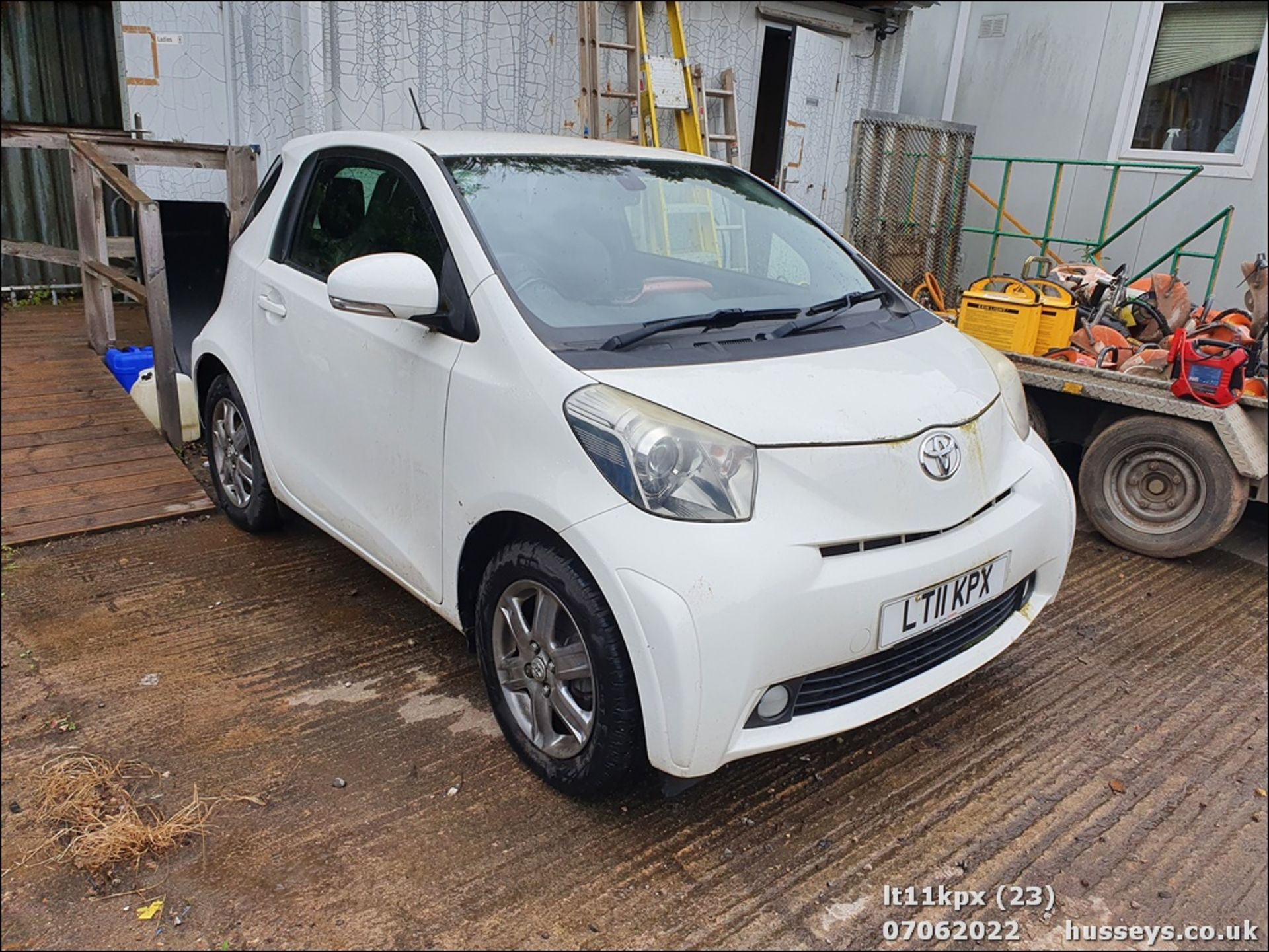 11/11 TOYOTA IQ2 VVT-I CVT - 998cc 3dr Hatchback (White, 34k) - Image 25 of 27