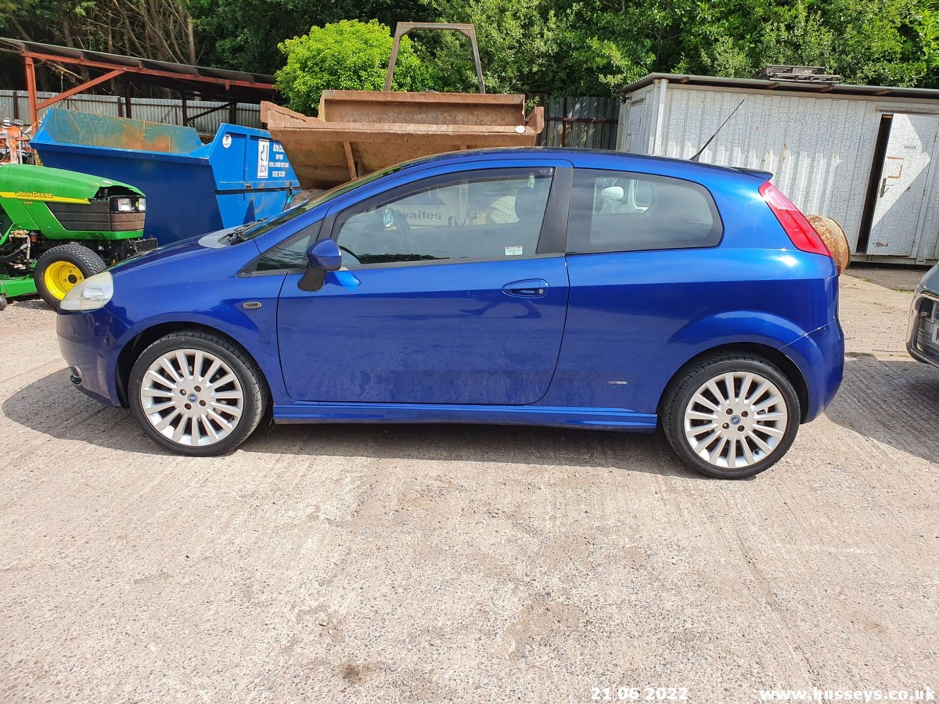 09/09 FIAT G PUNTO SPORTING MULTIJET - 1910cc 3dr Hatchback (Blue, 100k) - Image 5 of 26