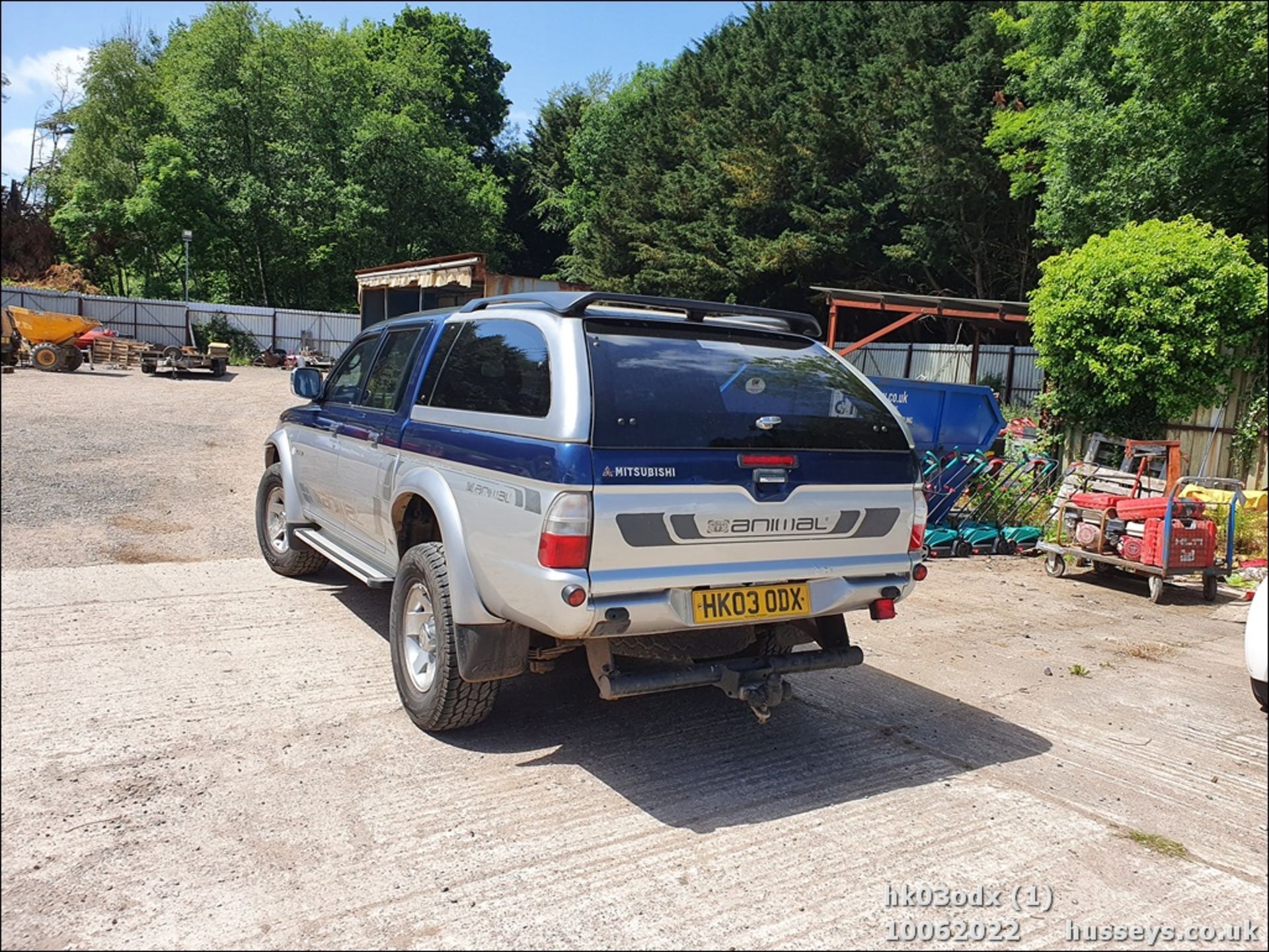 03/03 MITSUBISHI L200 ANIMAL LWB 4WD - 2477cc 2dr 4x4 (Blue/silver, 91k) - Image 2 of 29