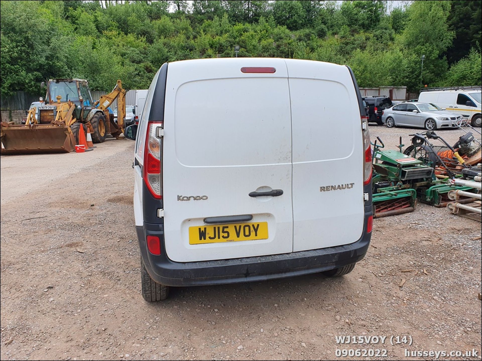 15/15 RENAULT KANGOO ML19 DCI - 1461cc 5dr Van (White) - Image 14 of 36