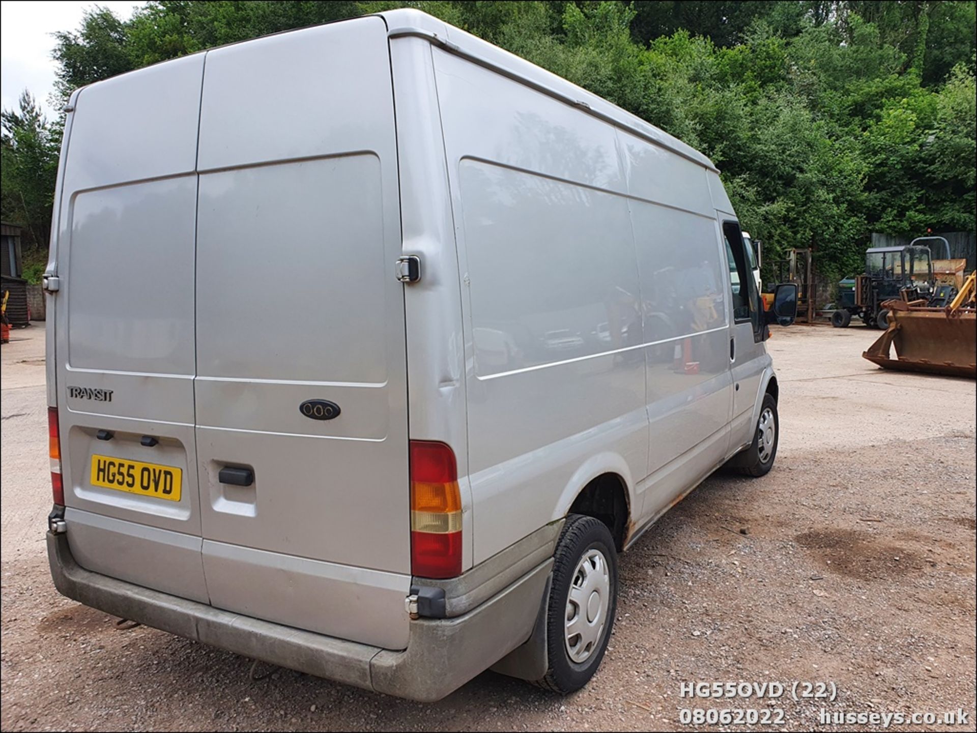 05/55 FORD TRANSIT 280 MWB - 1998cc 2dr Van (Silver) - Image 22 of 34