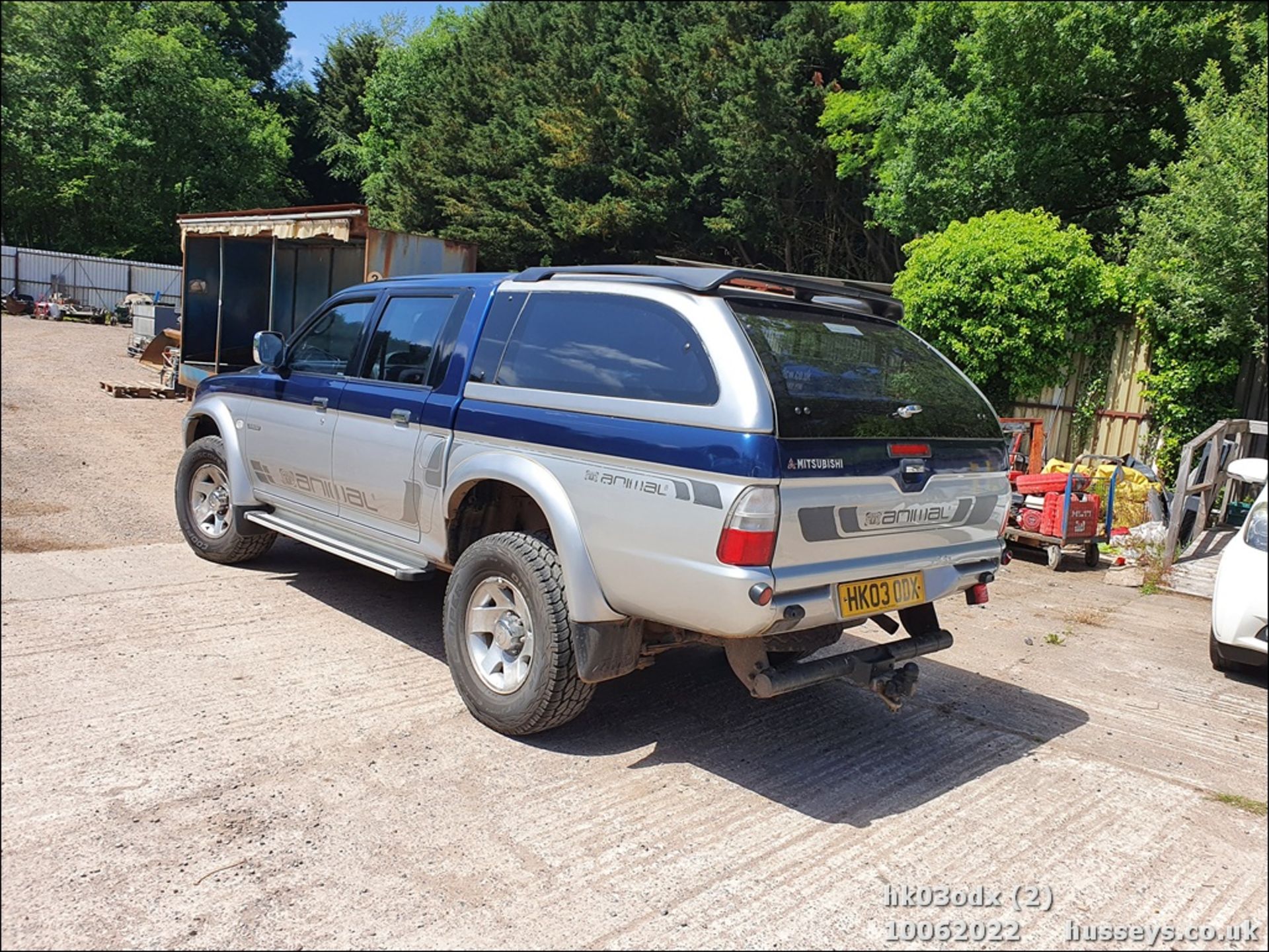 03/03 MITSUBISHI L200 ANIMAL LWB 4WD - 2477cc 2dr 4x4 (Blue/silver, 91k) - Image 3 of 29